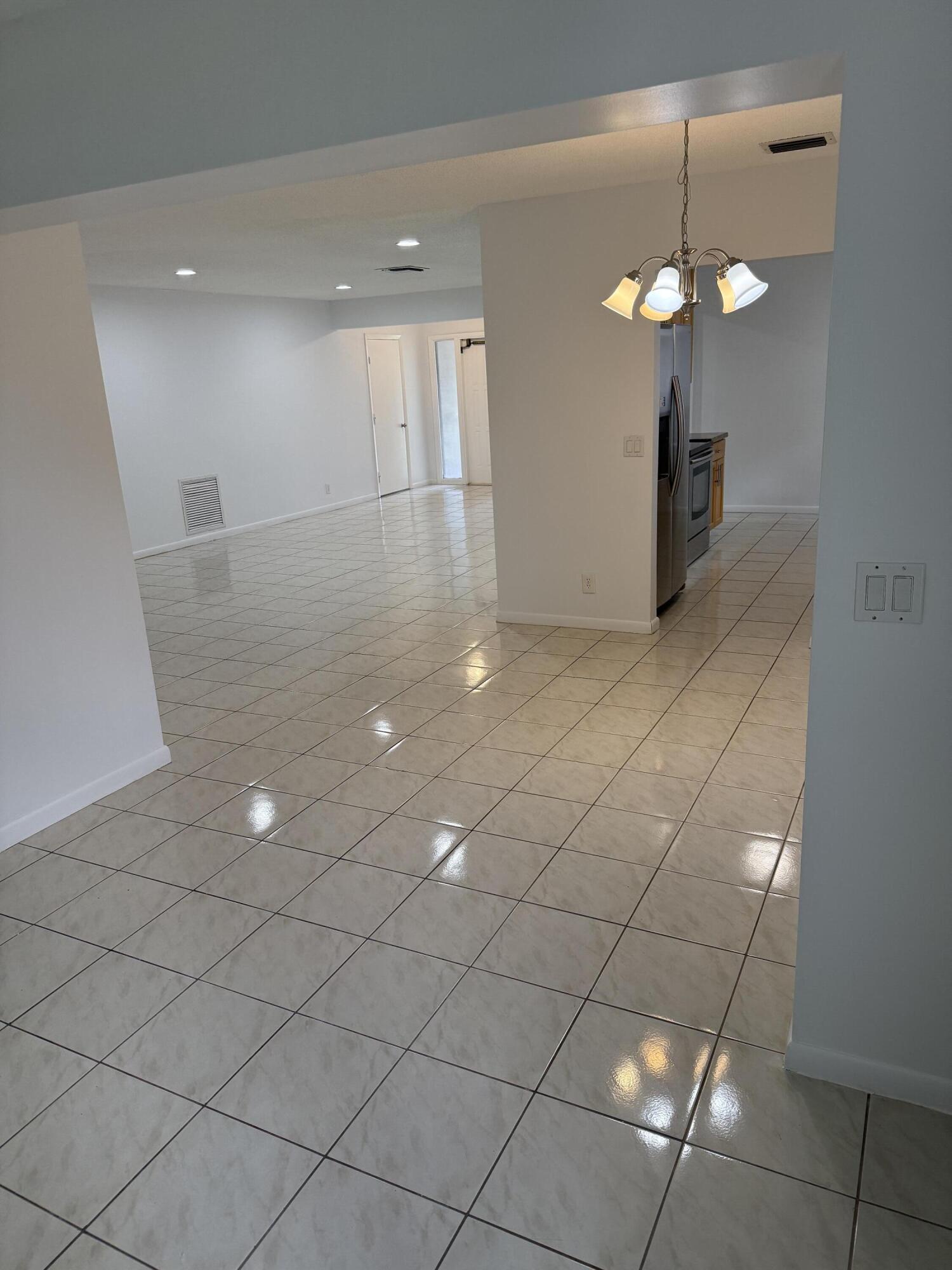 1687 SW 20th Terrace