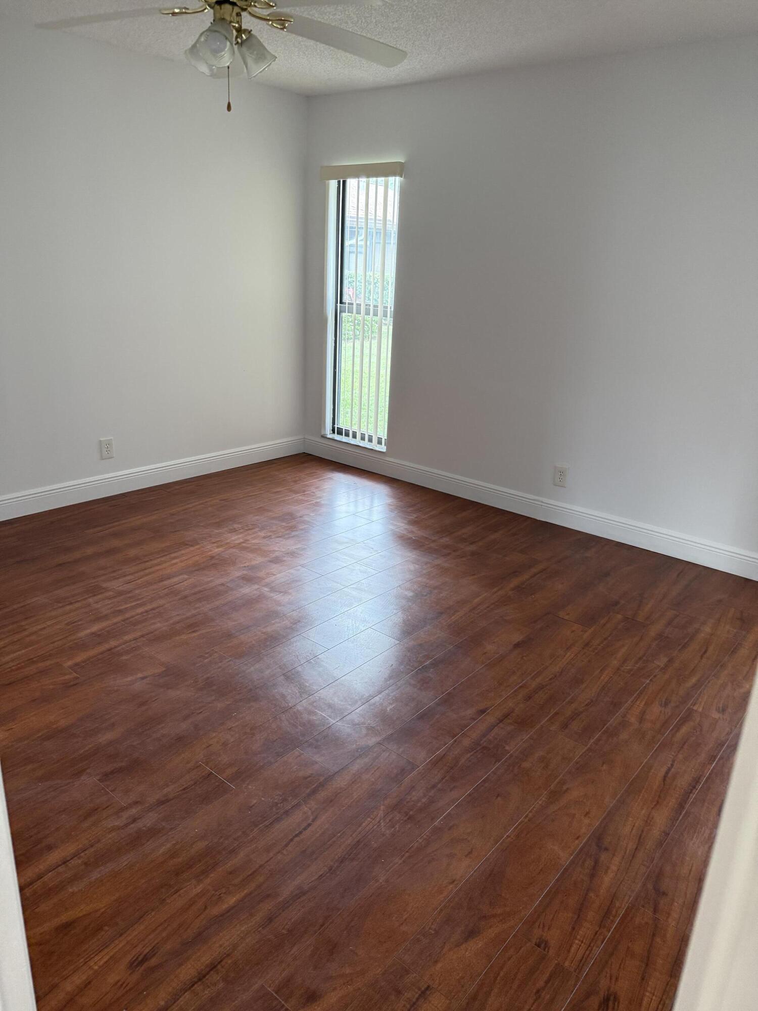 1687 SW 20th Terrace