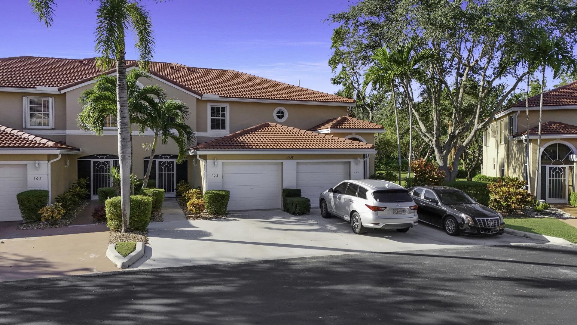 12438 Crystal Pointe Drive 102
