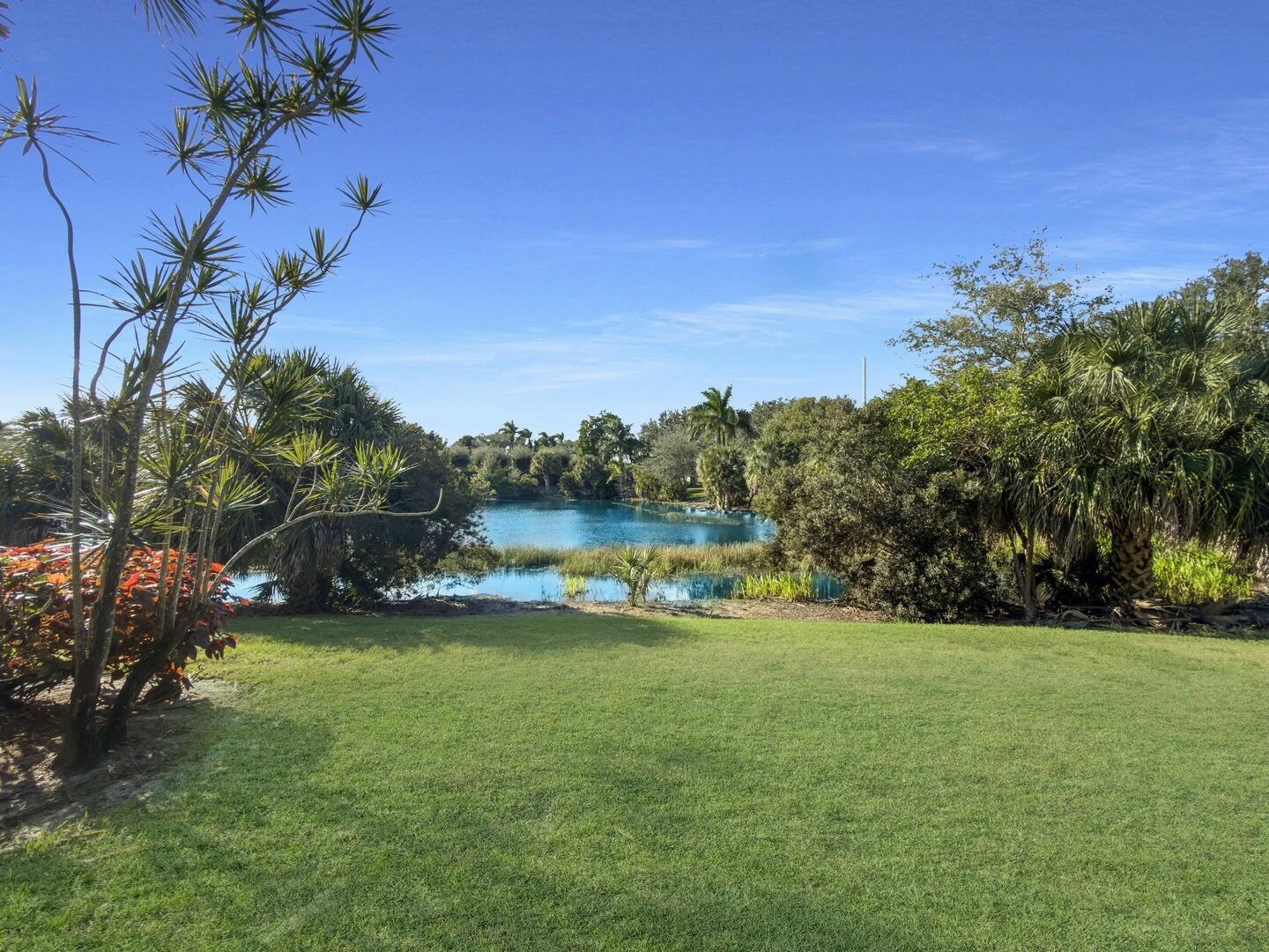 12438 Crystal Pointe Drive 102