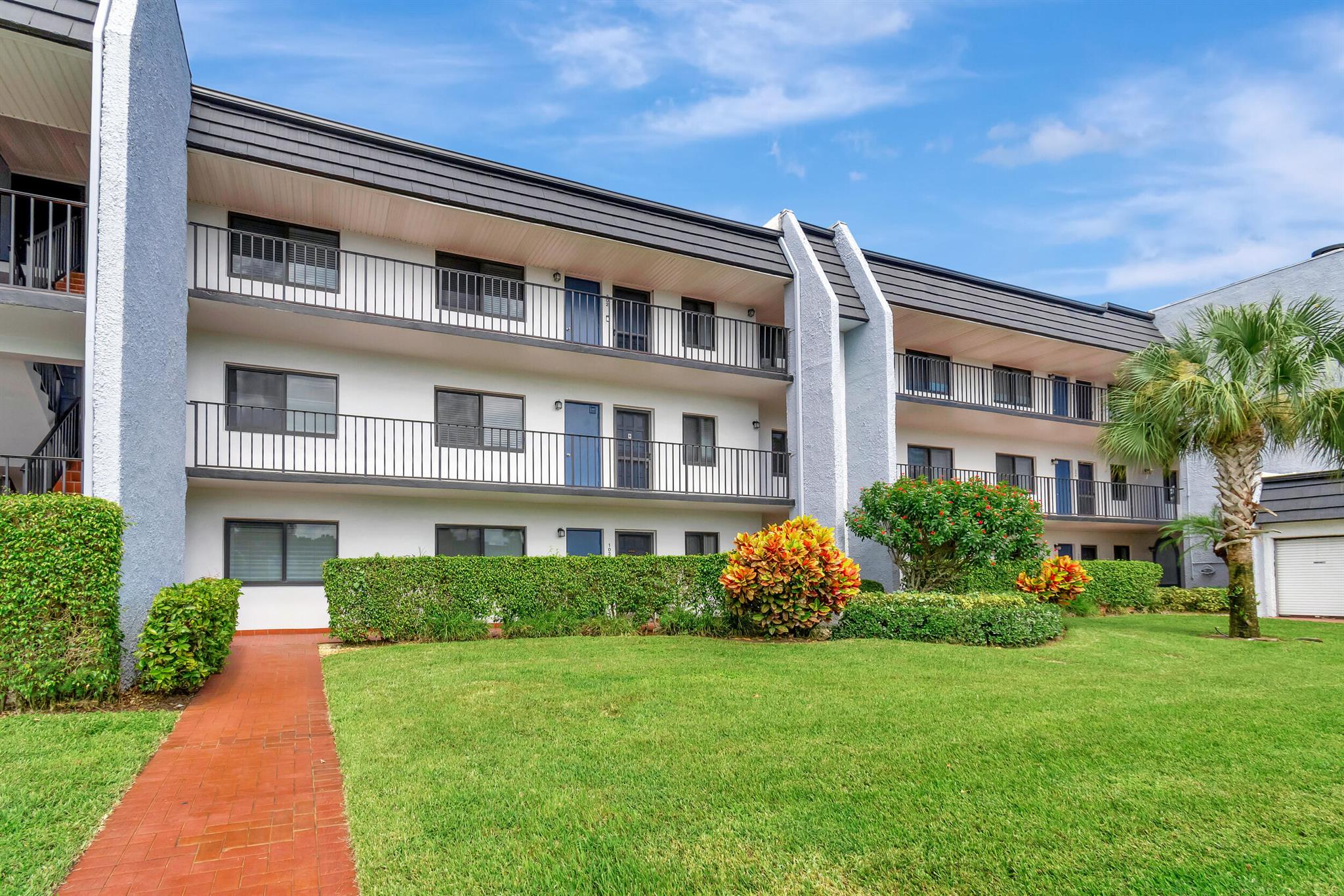 4248 Deste Court 202