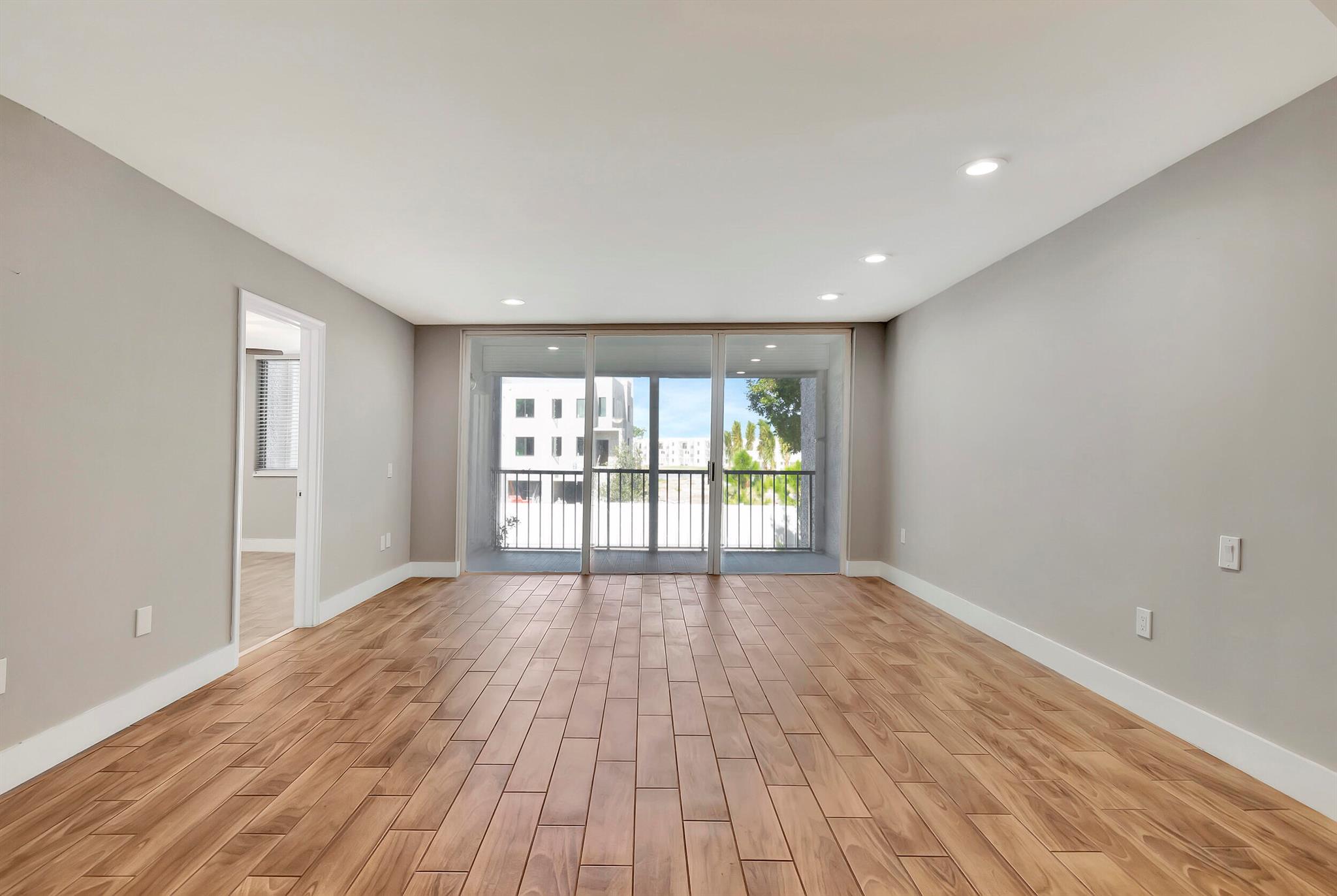 4248 Deste Court 202