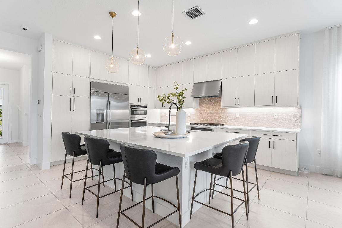 8308 Royal County Down Road