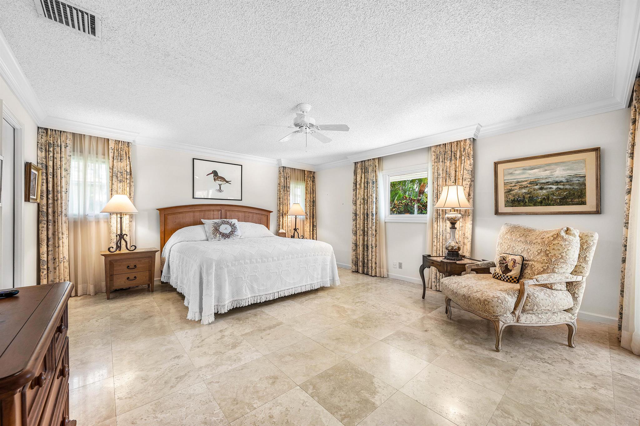 489 S Country Club Drive