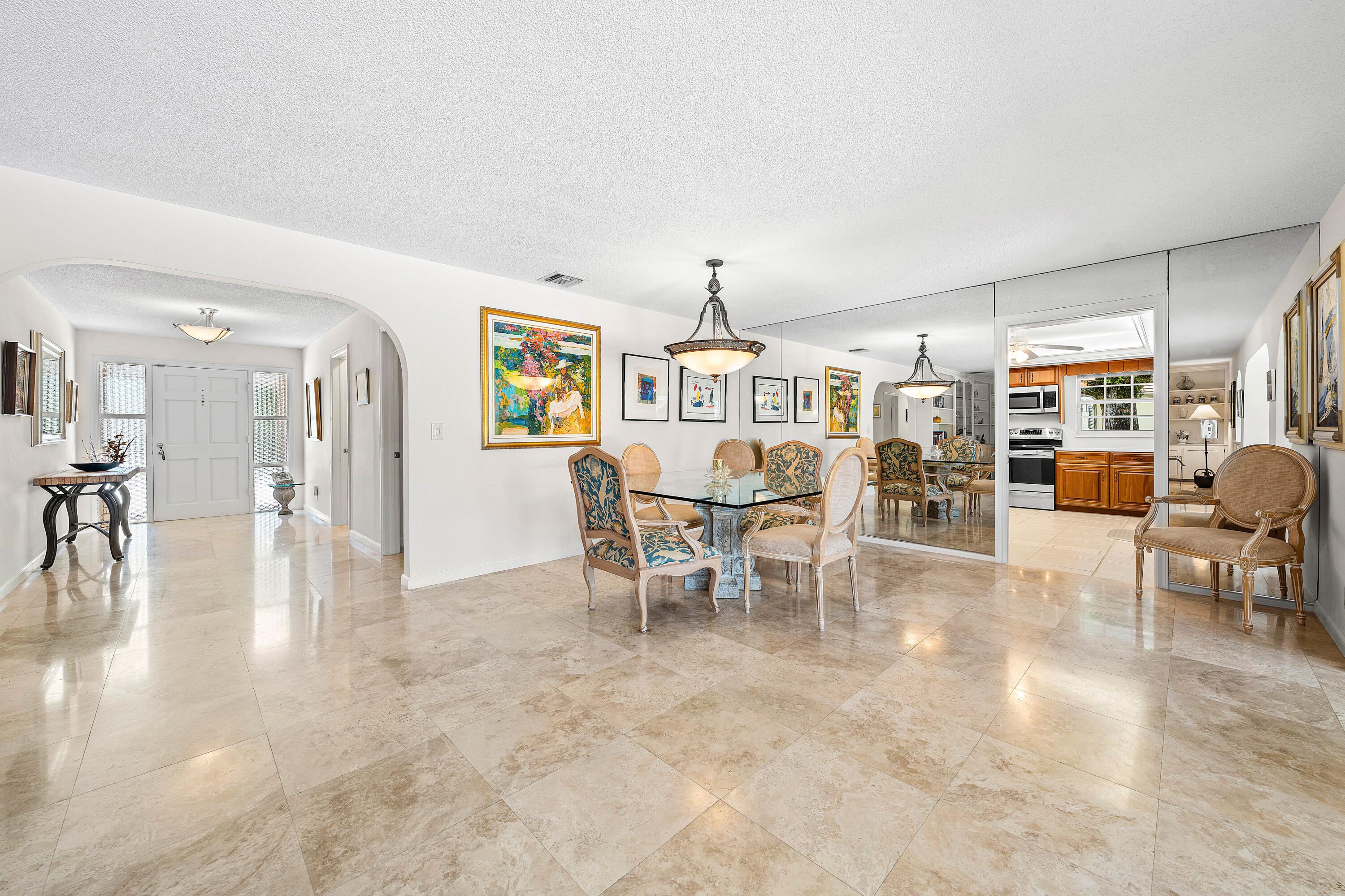 489 S Country Club Drive