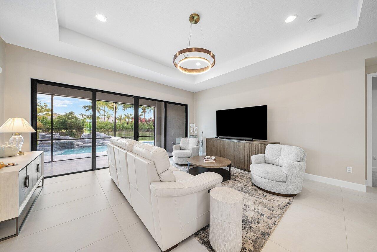 9832 Turning Bluff Lane