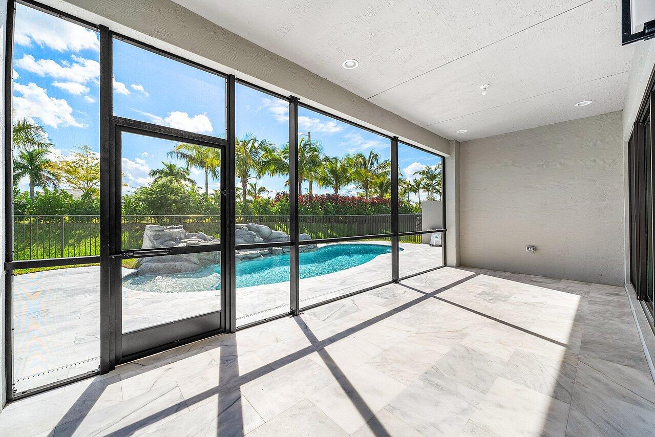 9832 Turning Bluff Lane