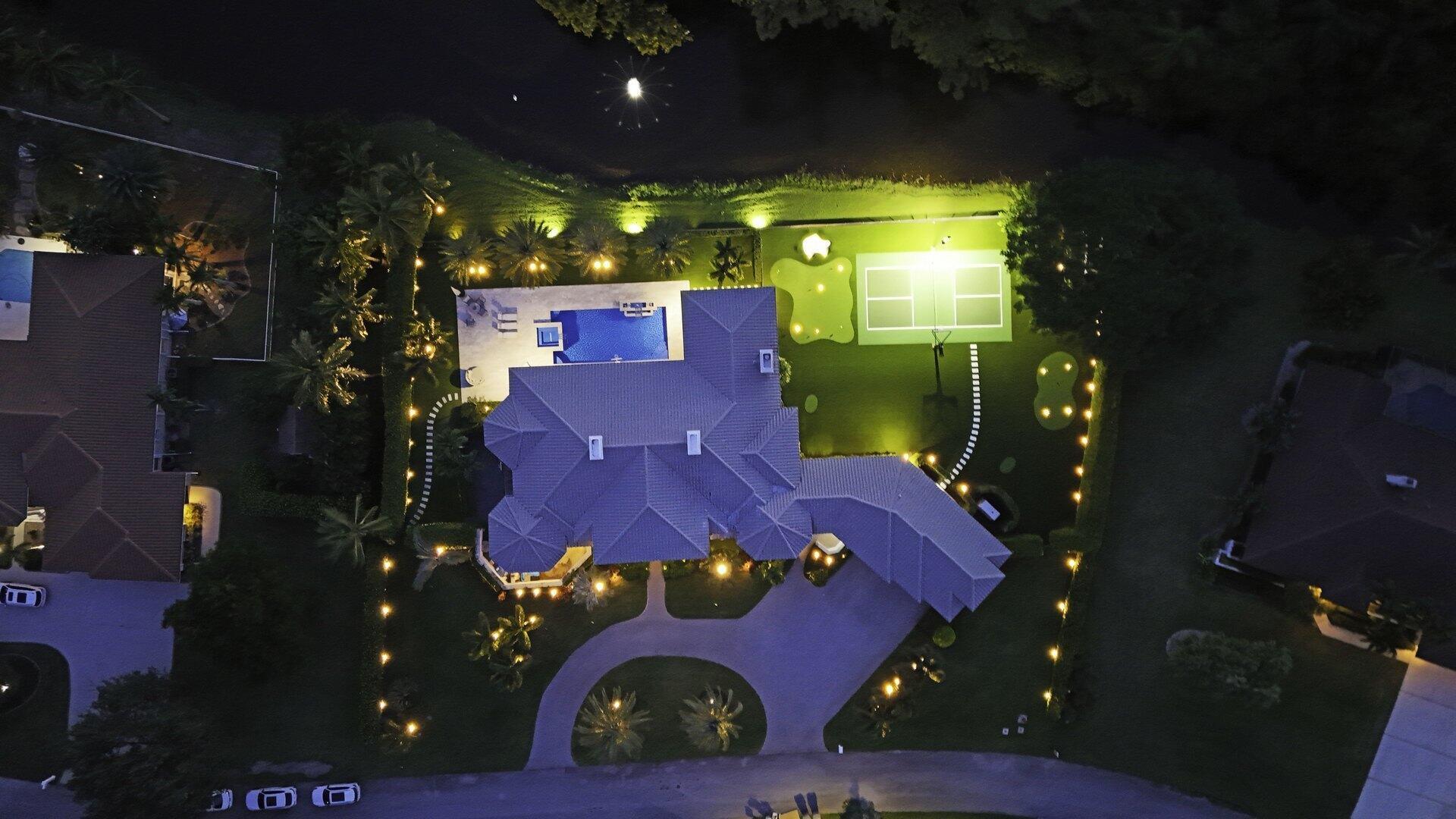 15271 Tall Oak Avenue