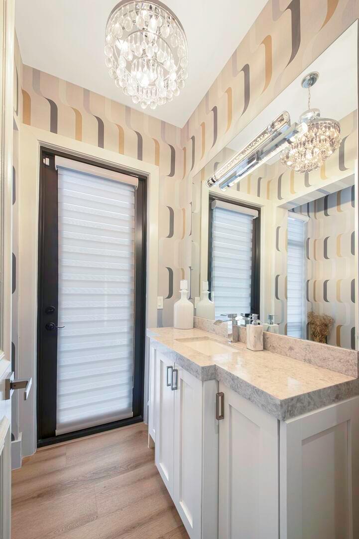 15271 Tall Oak Avenue