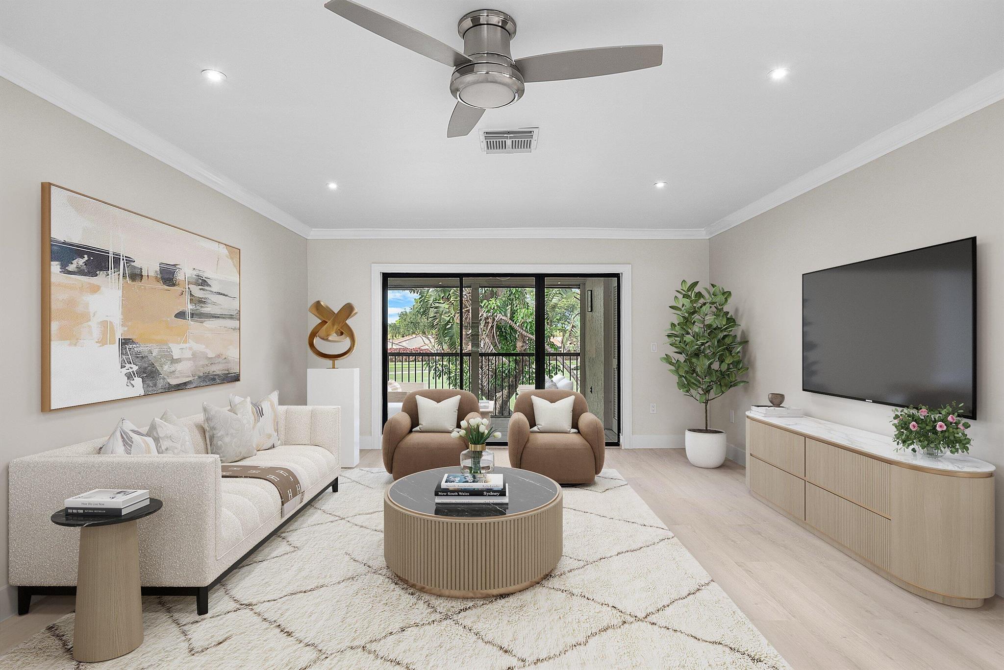 18 Stratford Drive E F