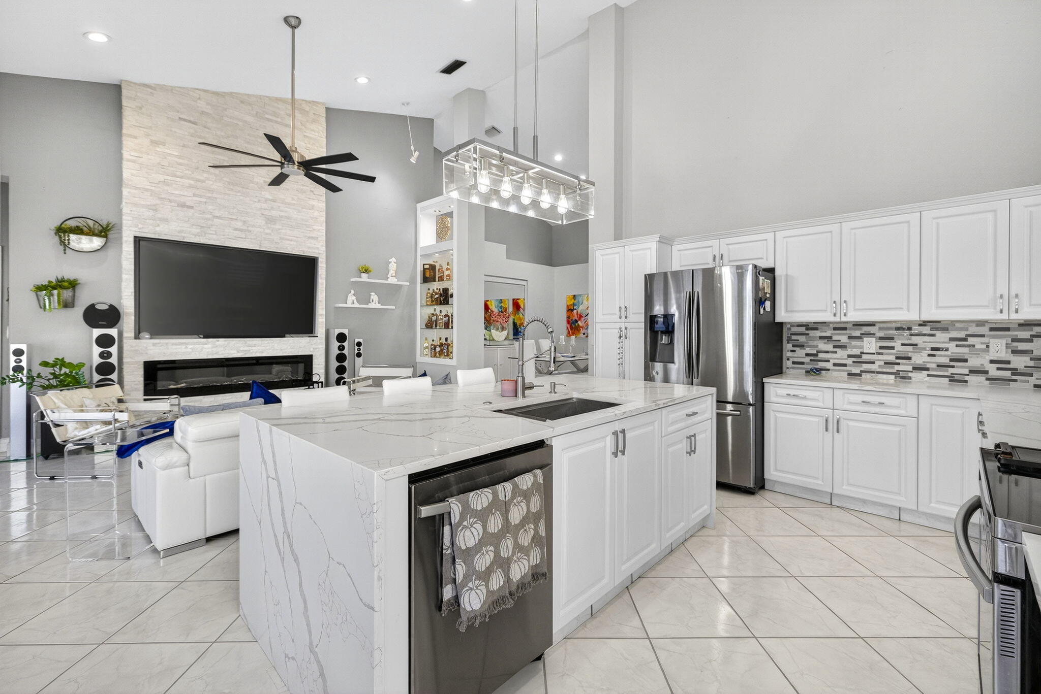 8337 Horseshoe Bay Road