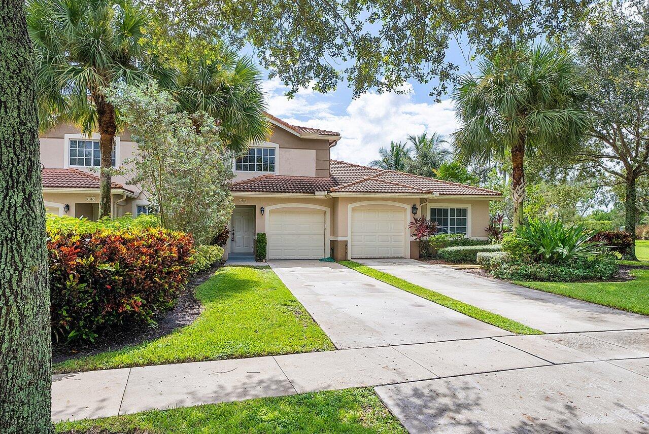 6748 Old Farm Trail