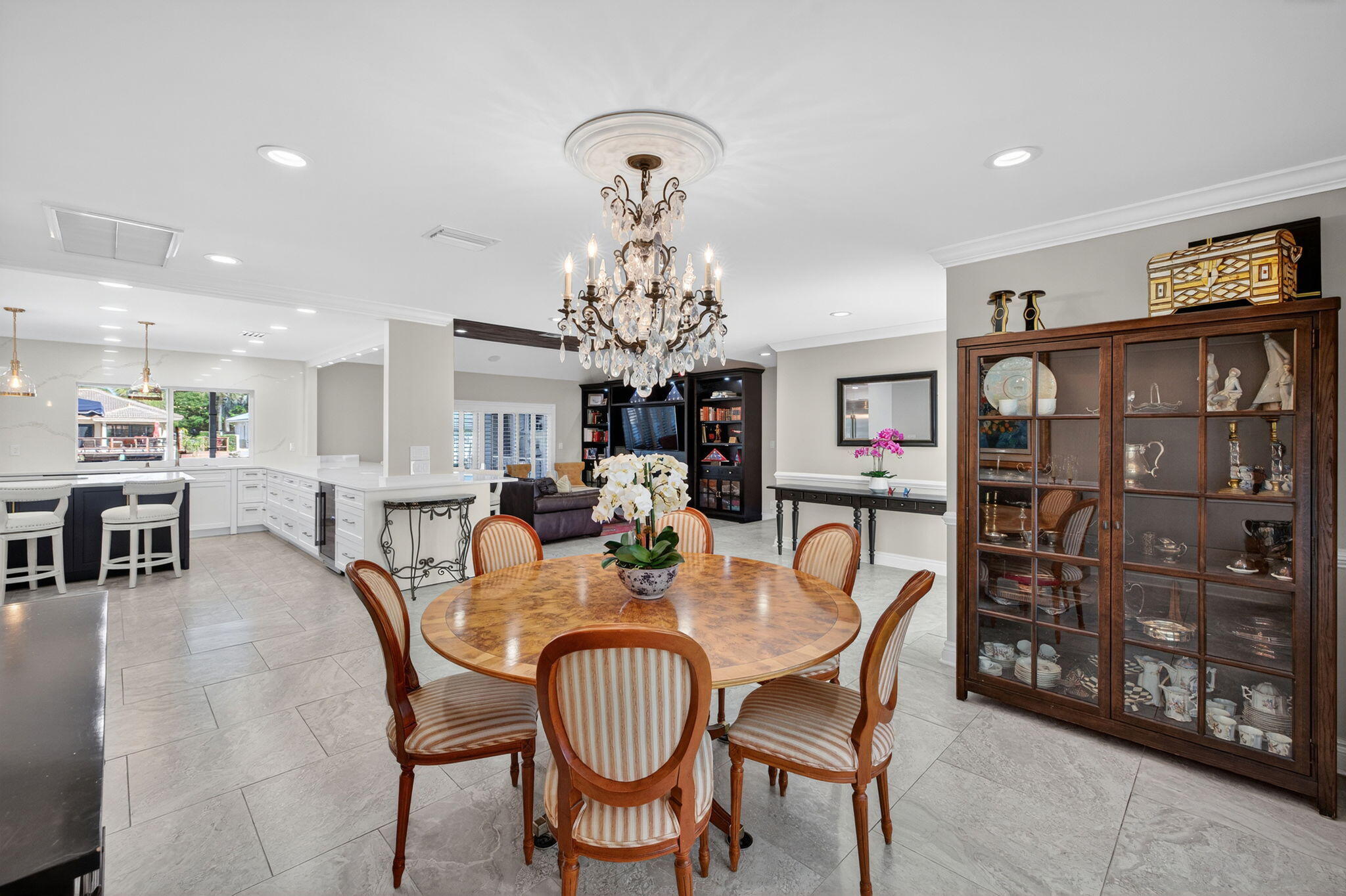 885 Nafa Drive