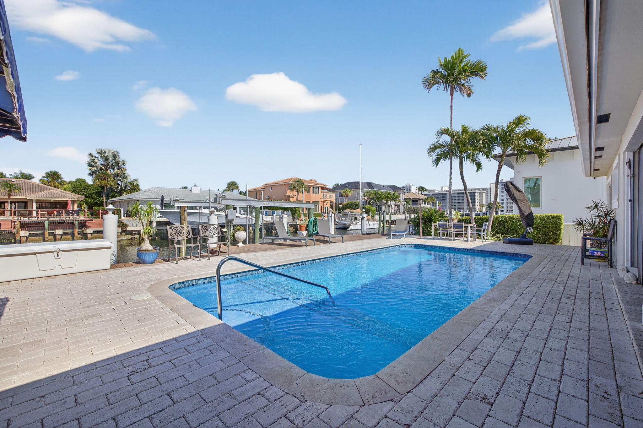 885 Nafa Drive
