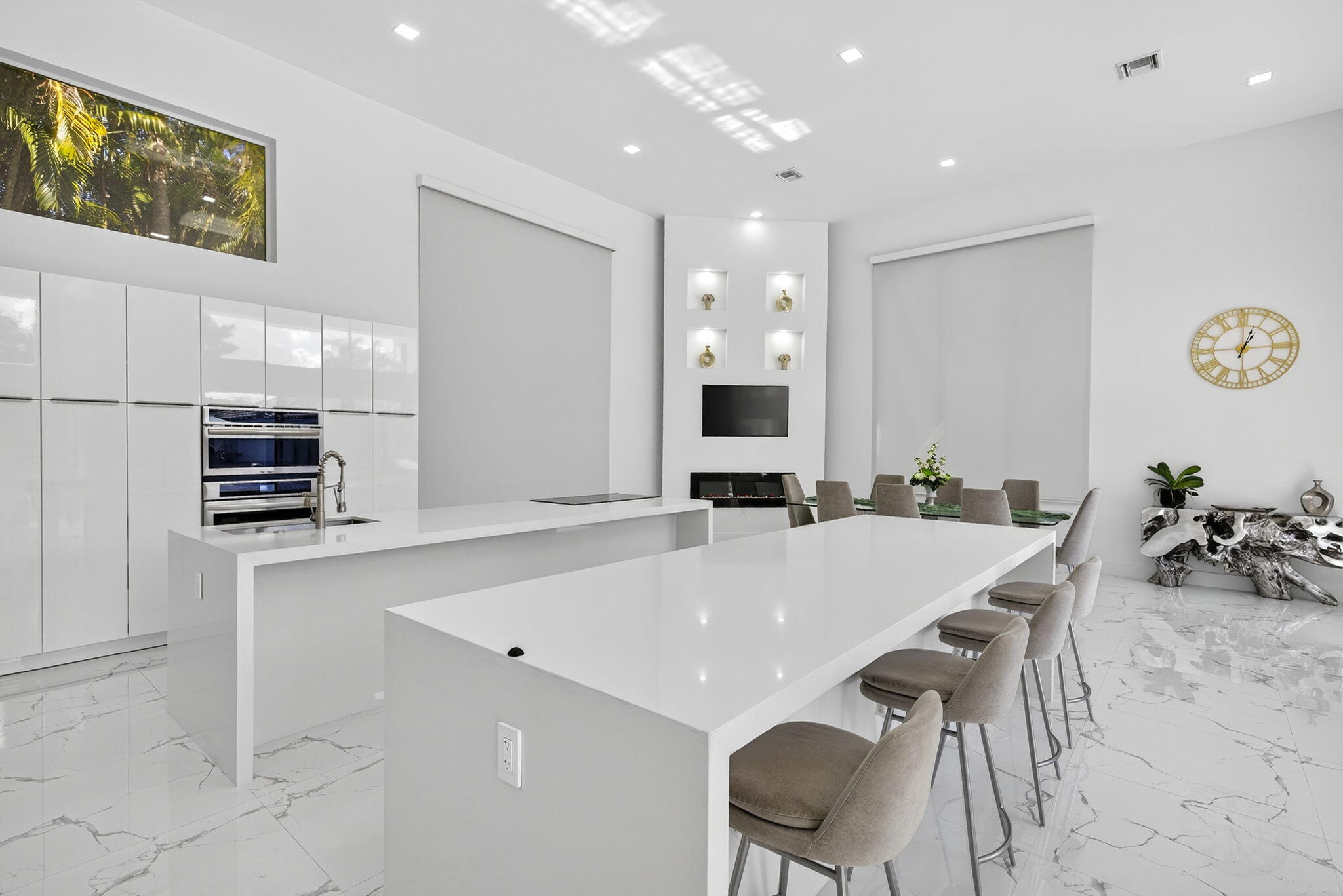 2673 NW 64th Boulevard