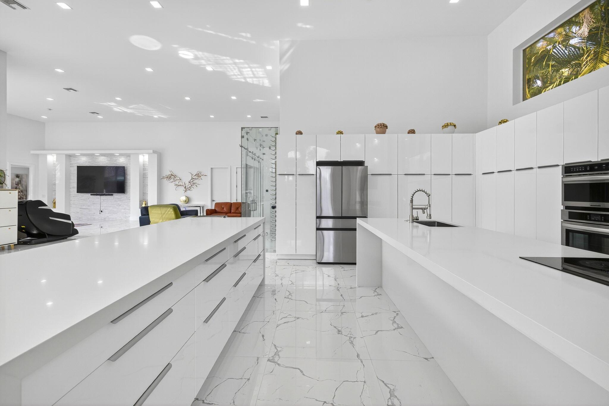 2673 NW 64th Boulevard