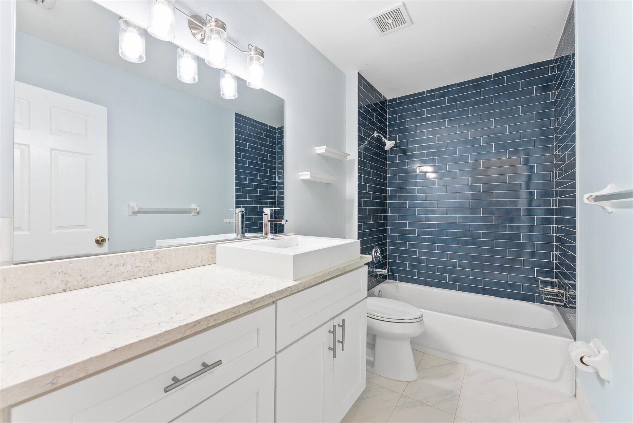 5857 Eagle Cay Circle