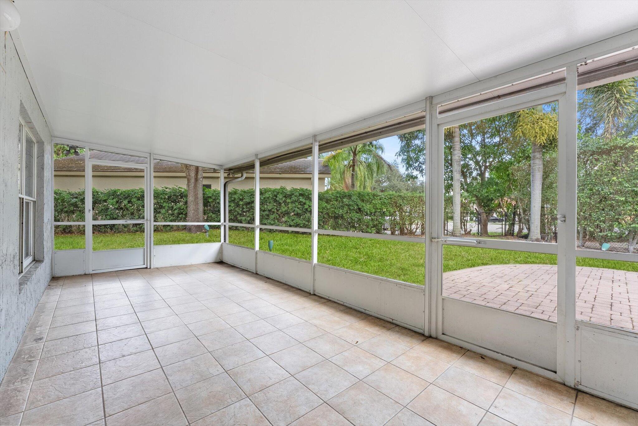 5857 Eagle Cay Circle
