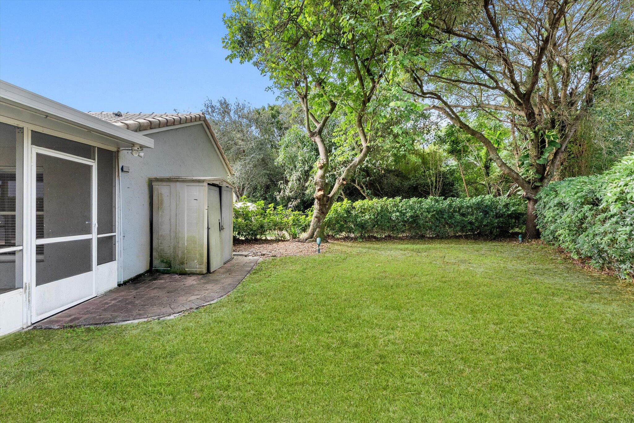 5857 Eagle Cay Circle