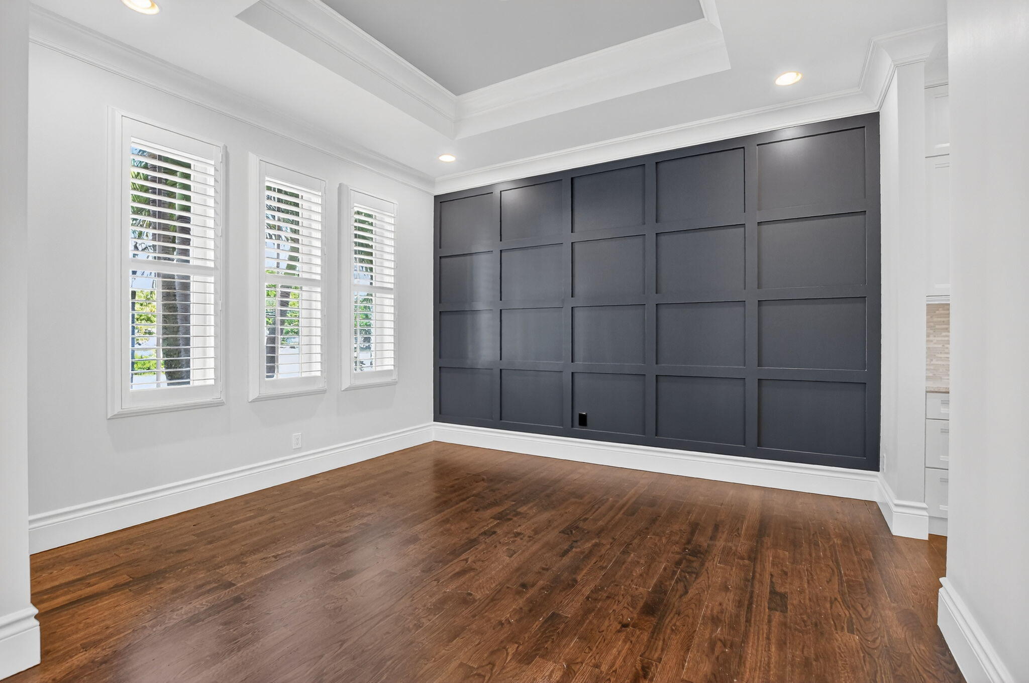 200 NW 10th Street