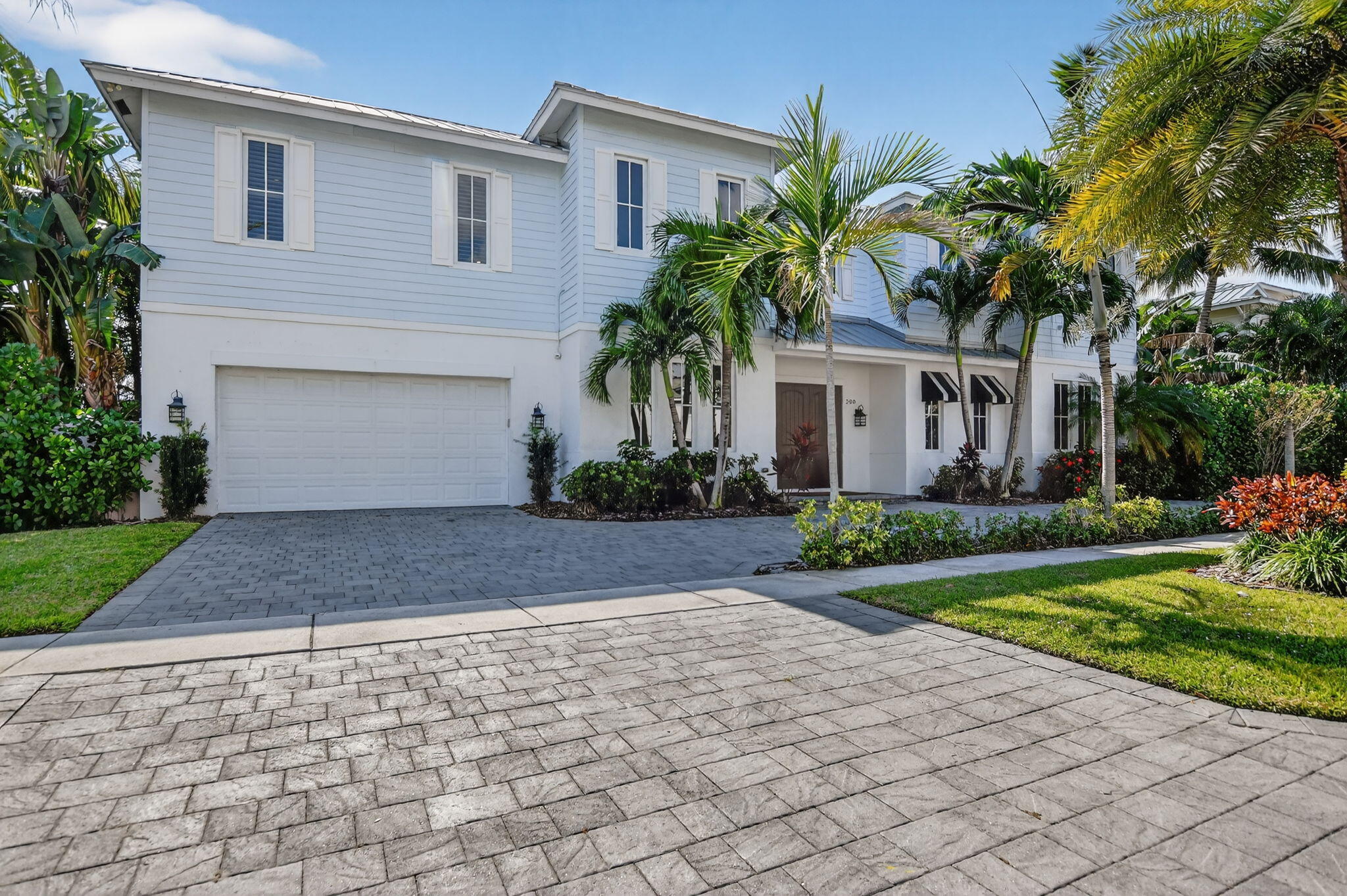 200 NW 10th Street