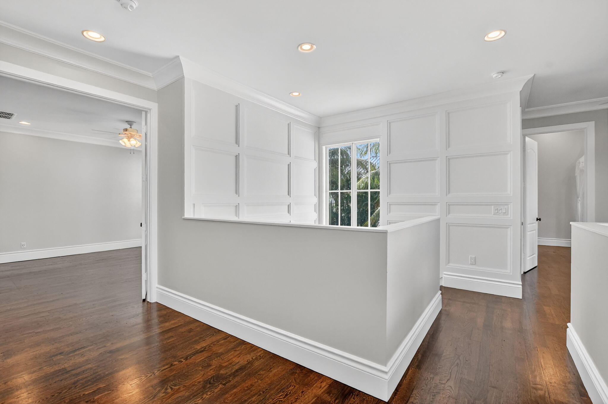 200 NW 10th Street