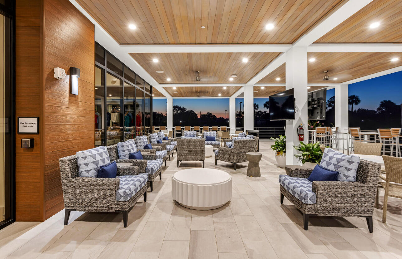 7689 Glendevon Lane 1805