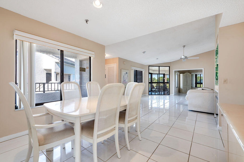 7689 Glendevon Lane 1805