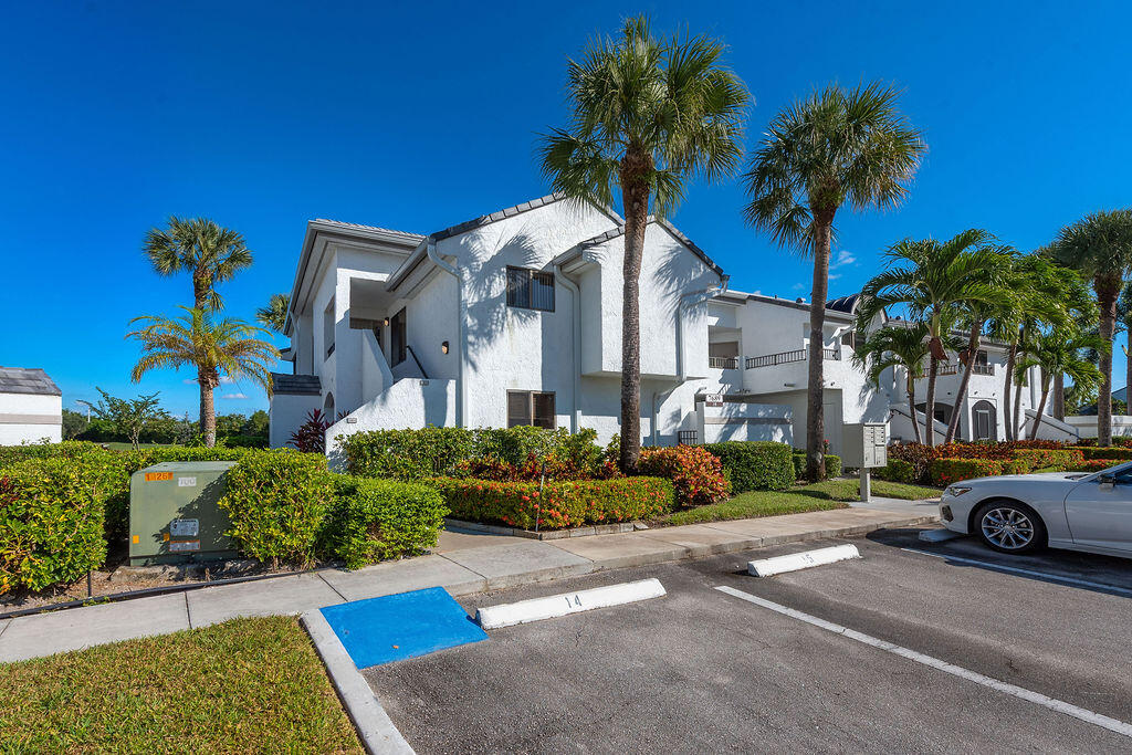 7689 Glendevon Lane 1805
