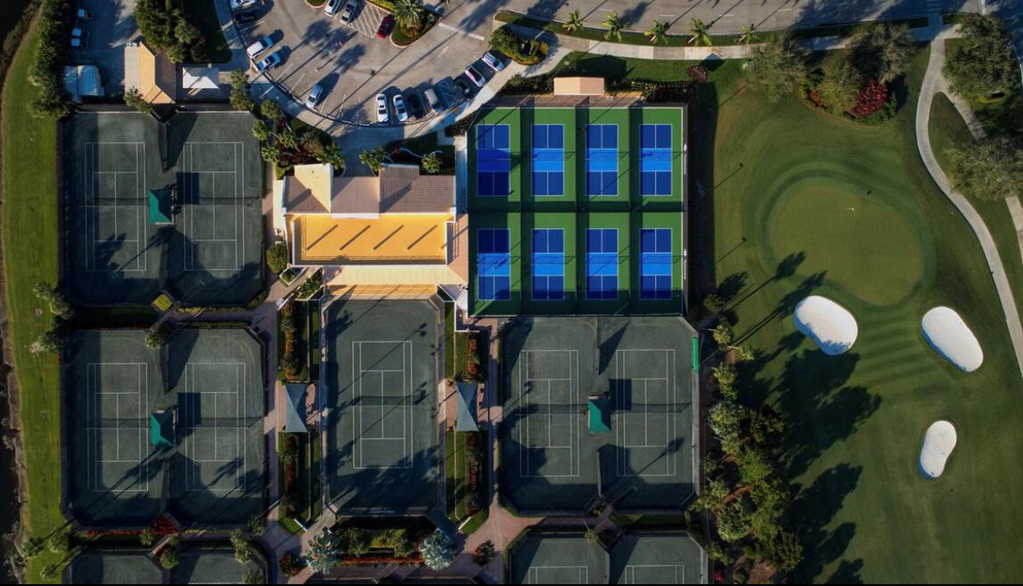 7689 Glendevon Lane 1805