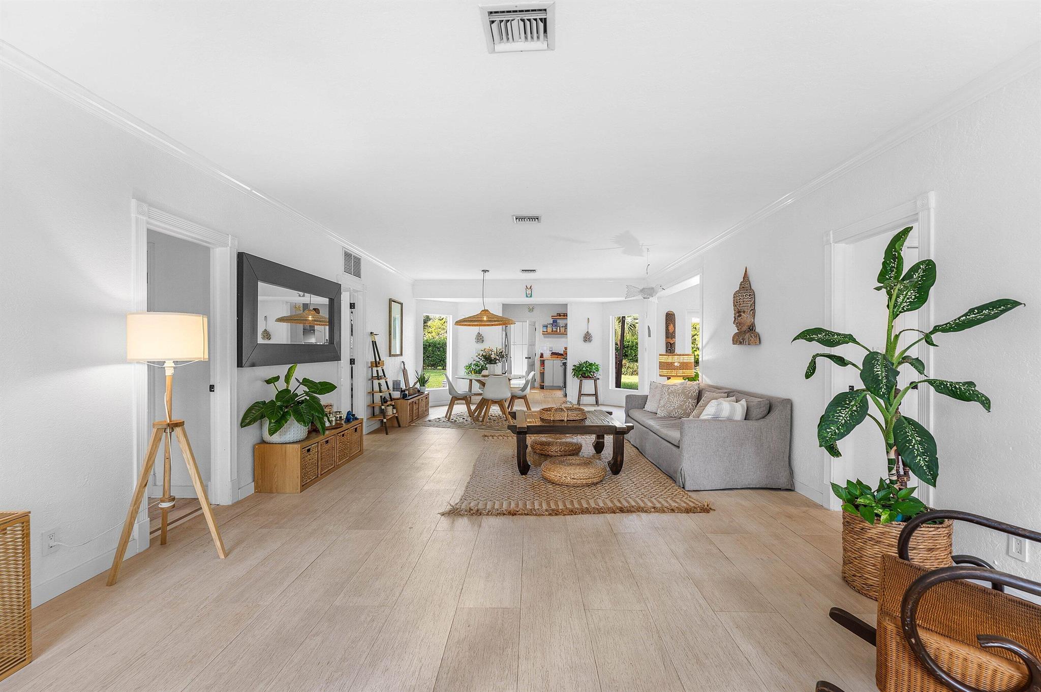 2573 SW 30th Terrace