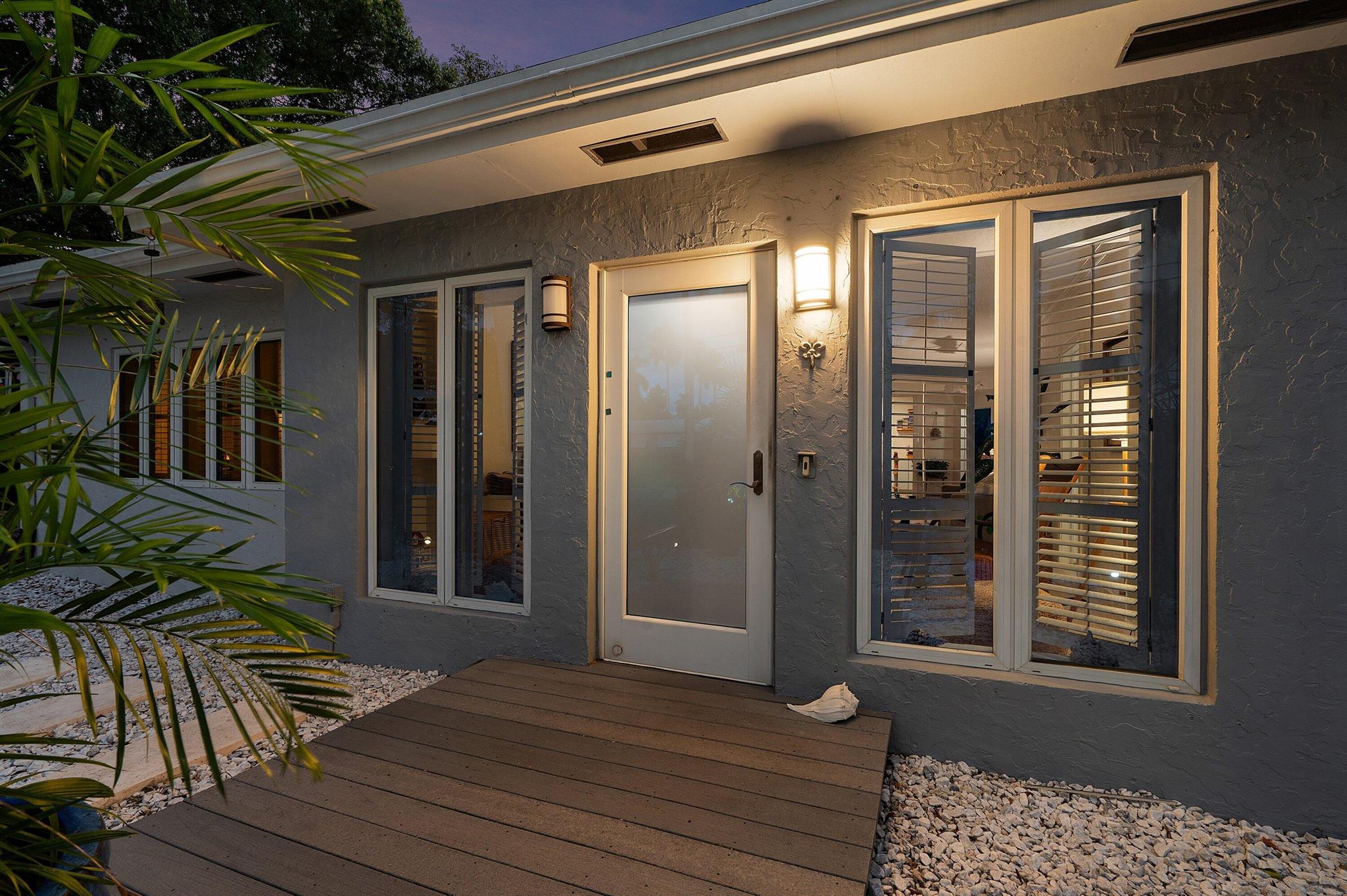 2573 SW 30th Terrace