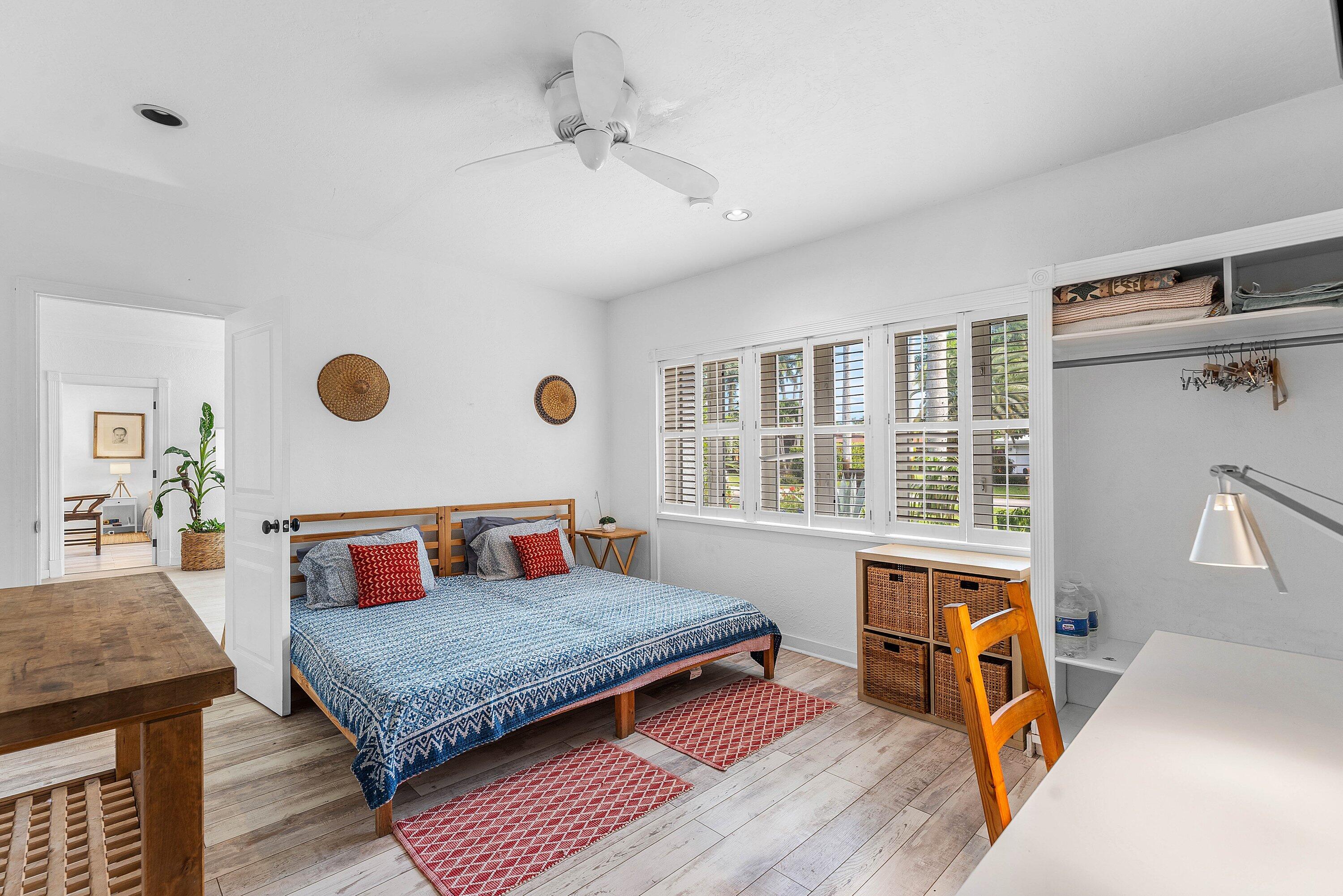 2573 SW 30th Terrace