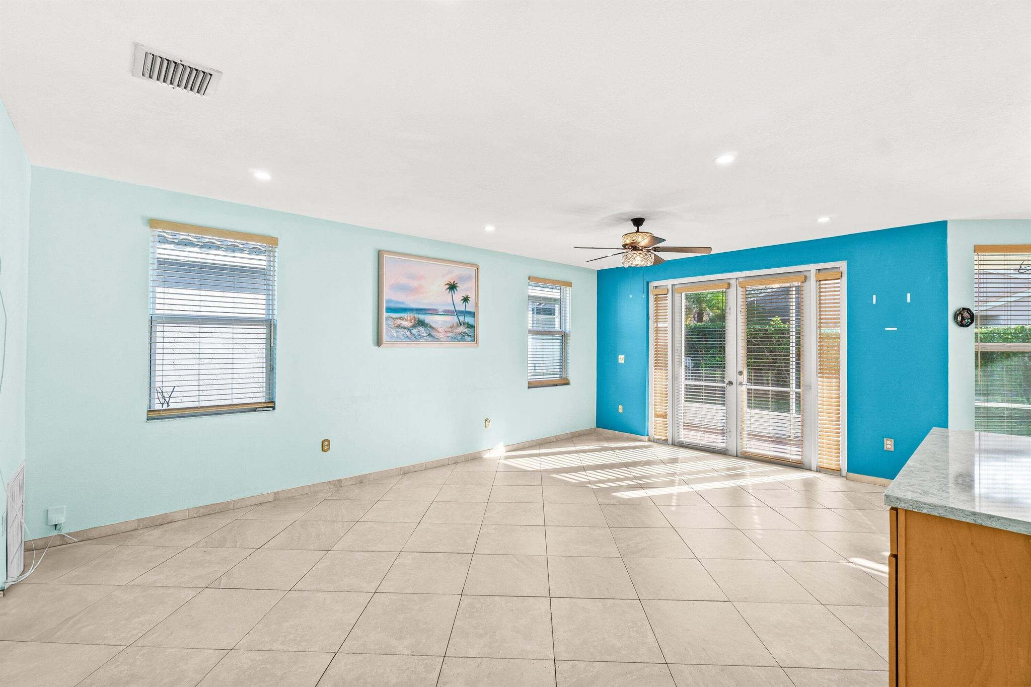 11876 NW 55th Street 11876