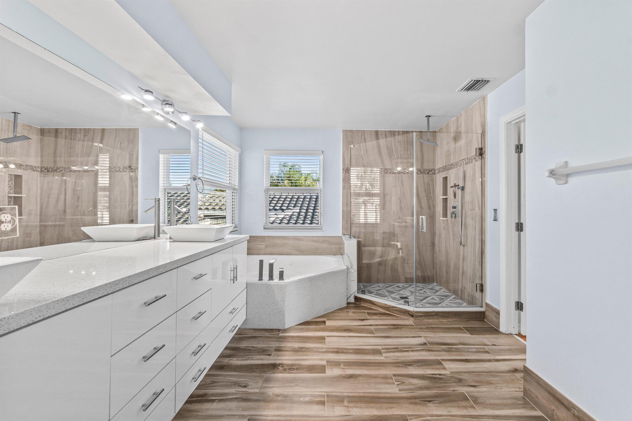 11876 NW 55th Street 11876