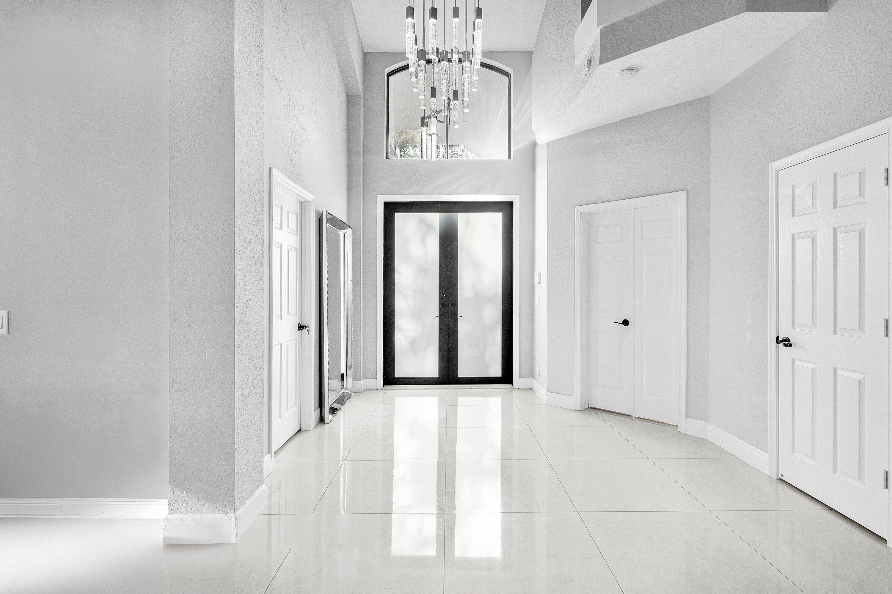 7056 NW 67th Terrace