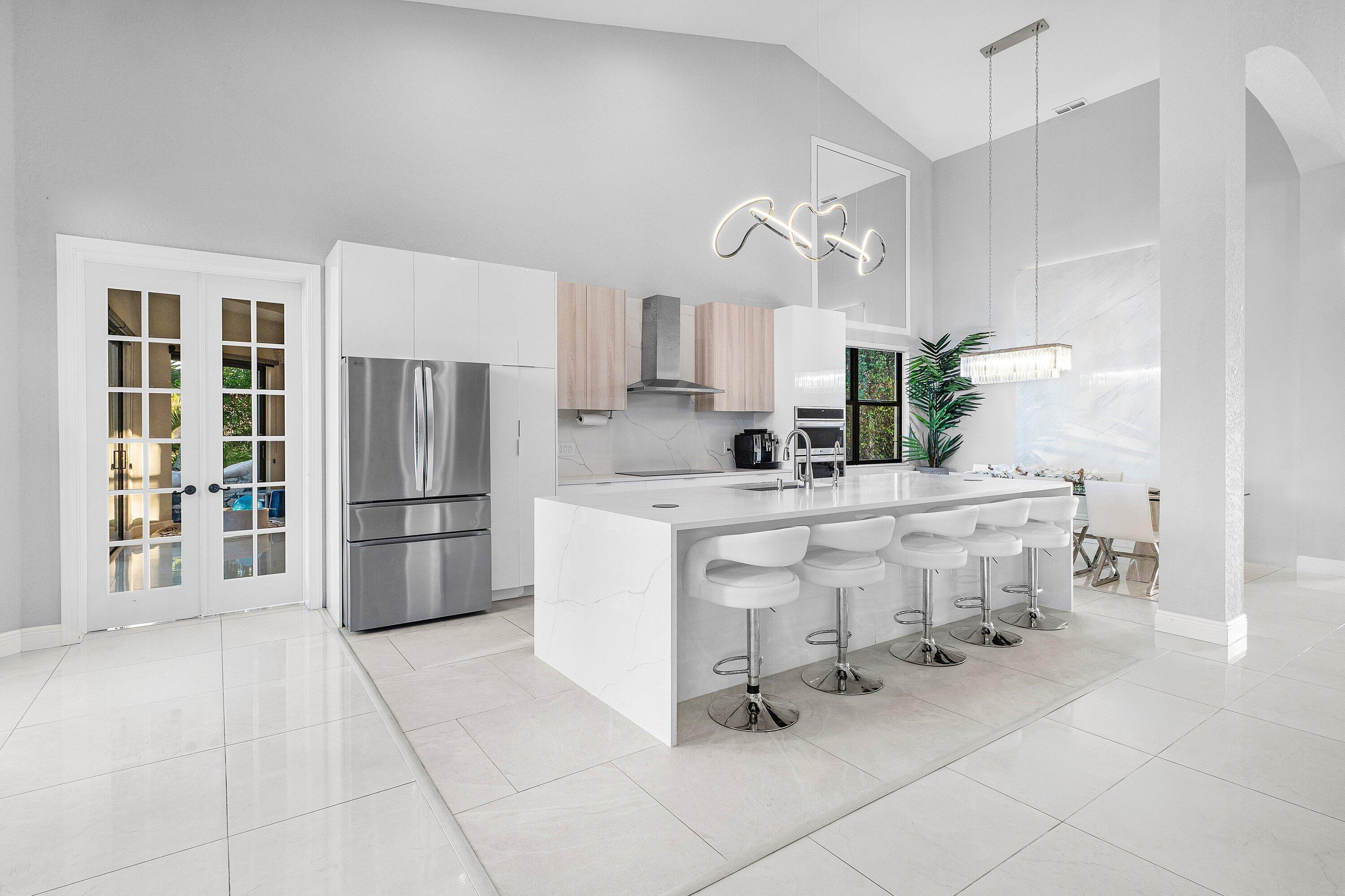 7056 NW 67th Terrace