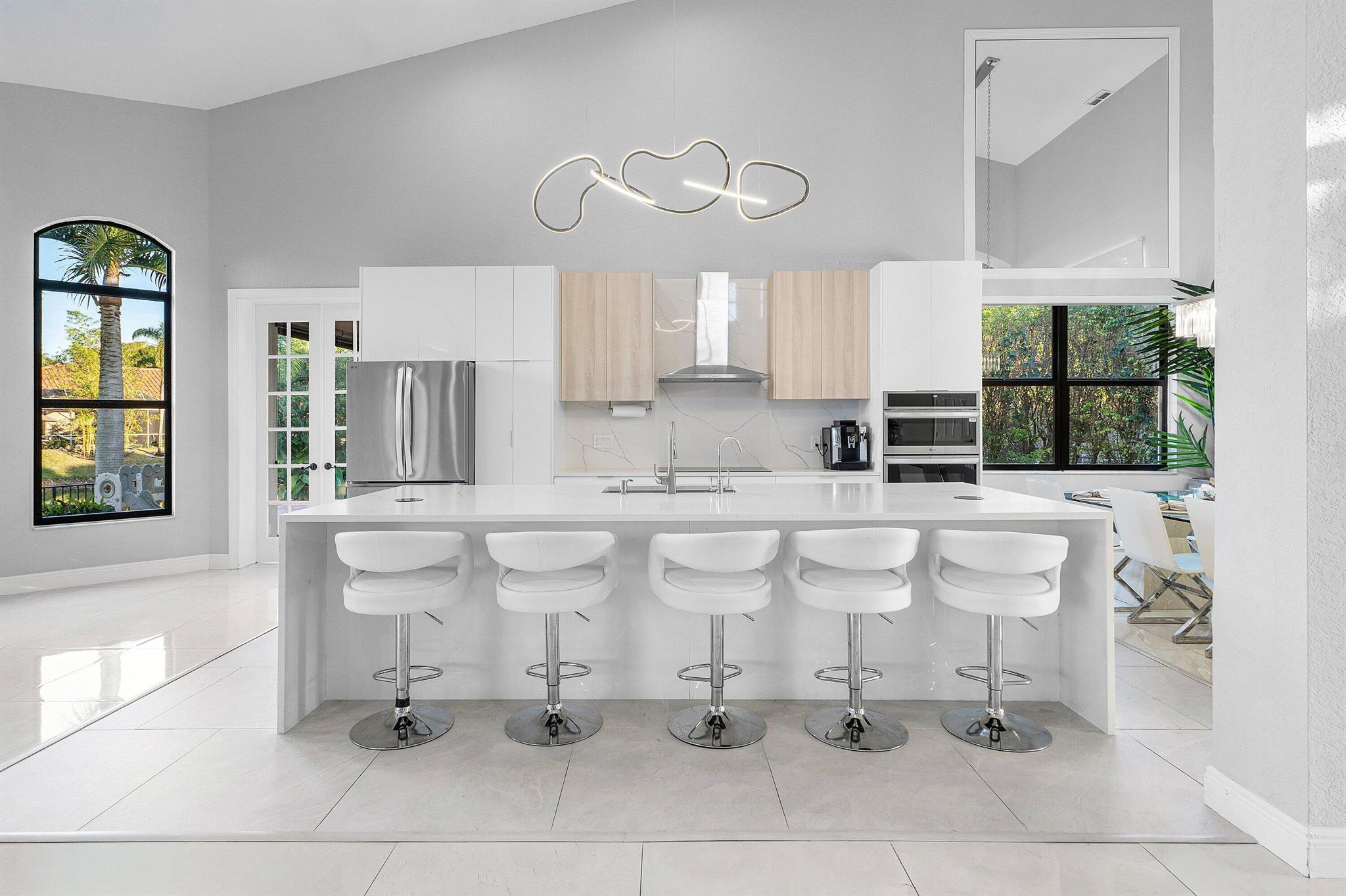 7056 NW 67th Terrace