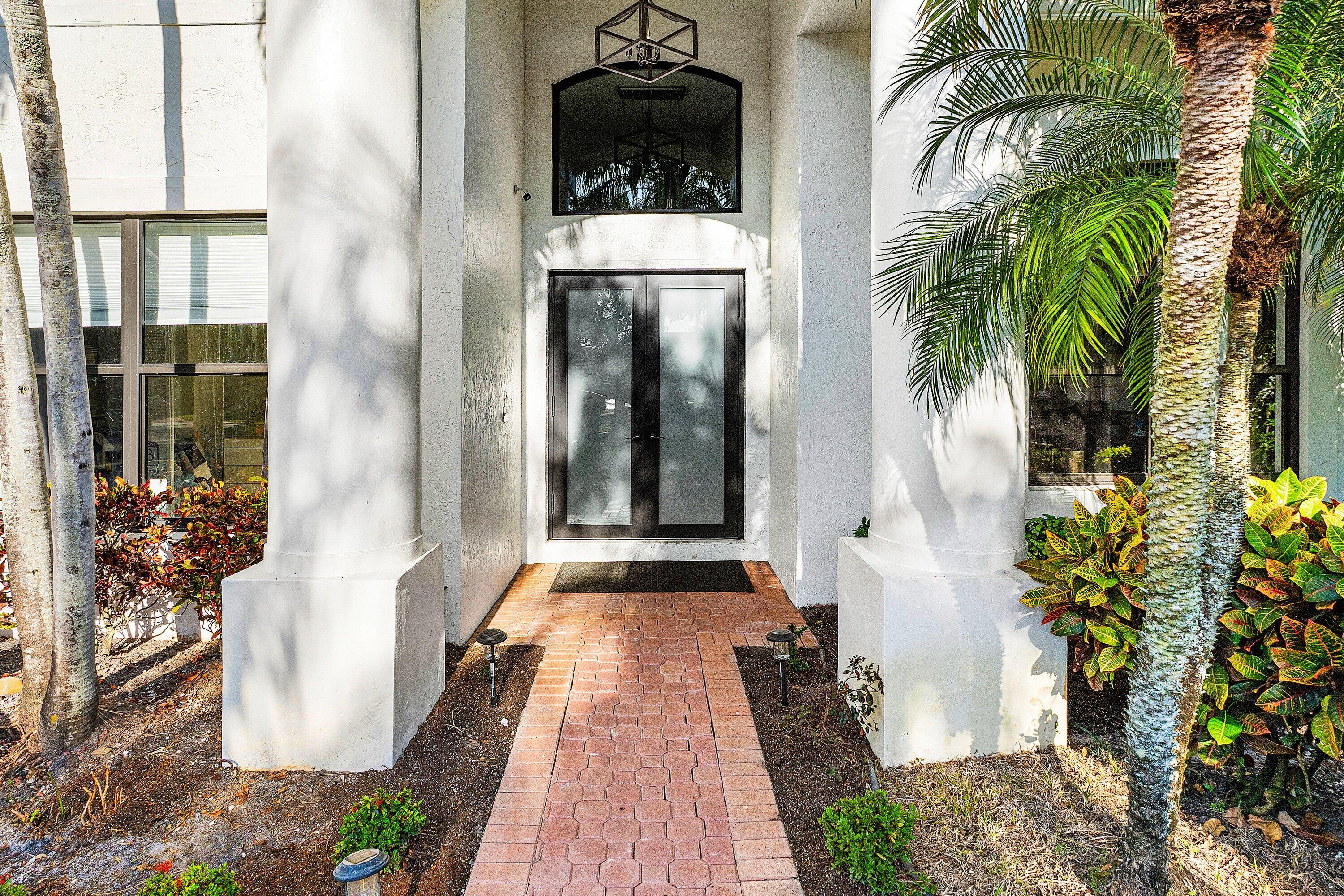 7056 NW 67th Terrace