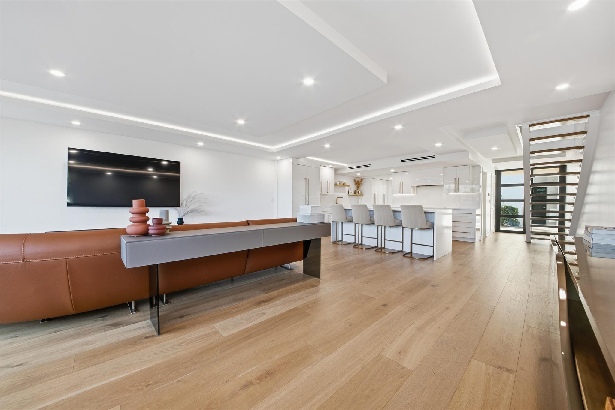 800 N Ocean Boulevard 4