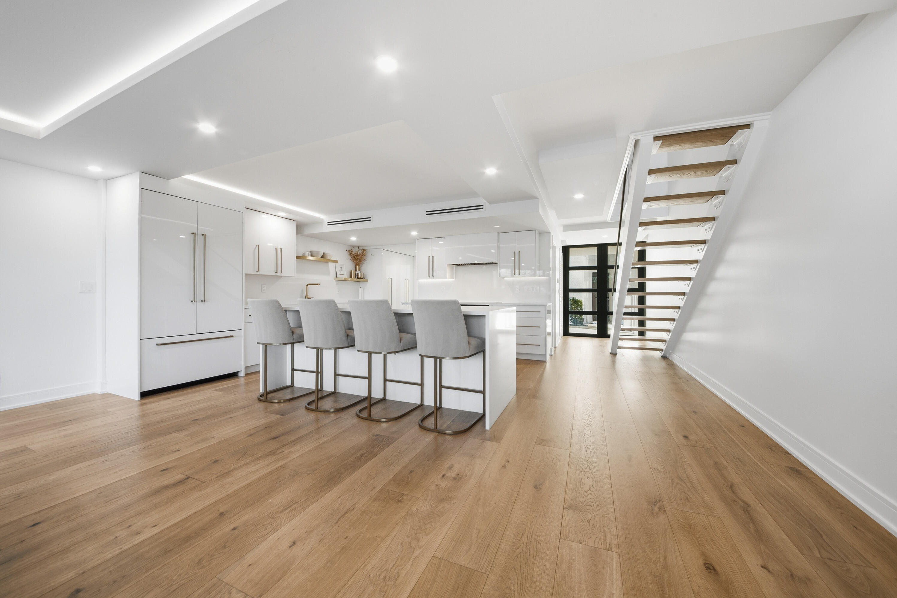 800 N Ocean Boulevard 4