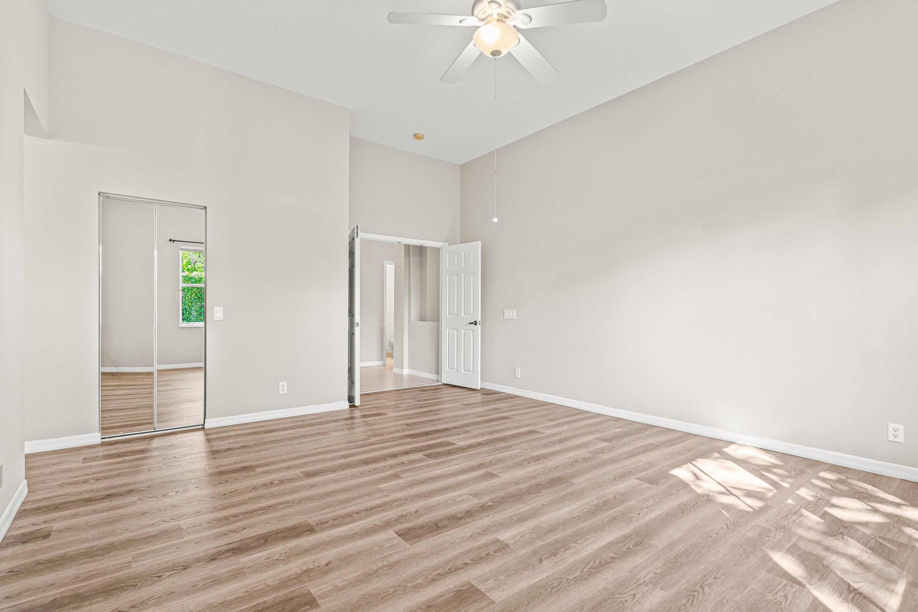 1366 Crossbill Court