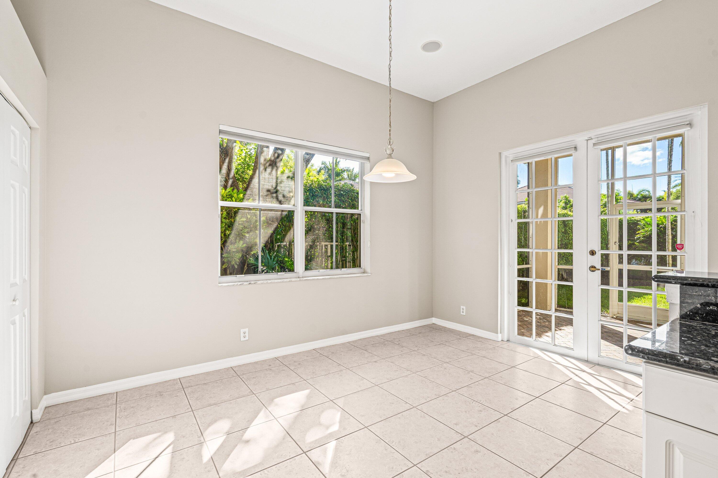 1366 Crossbill Court