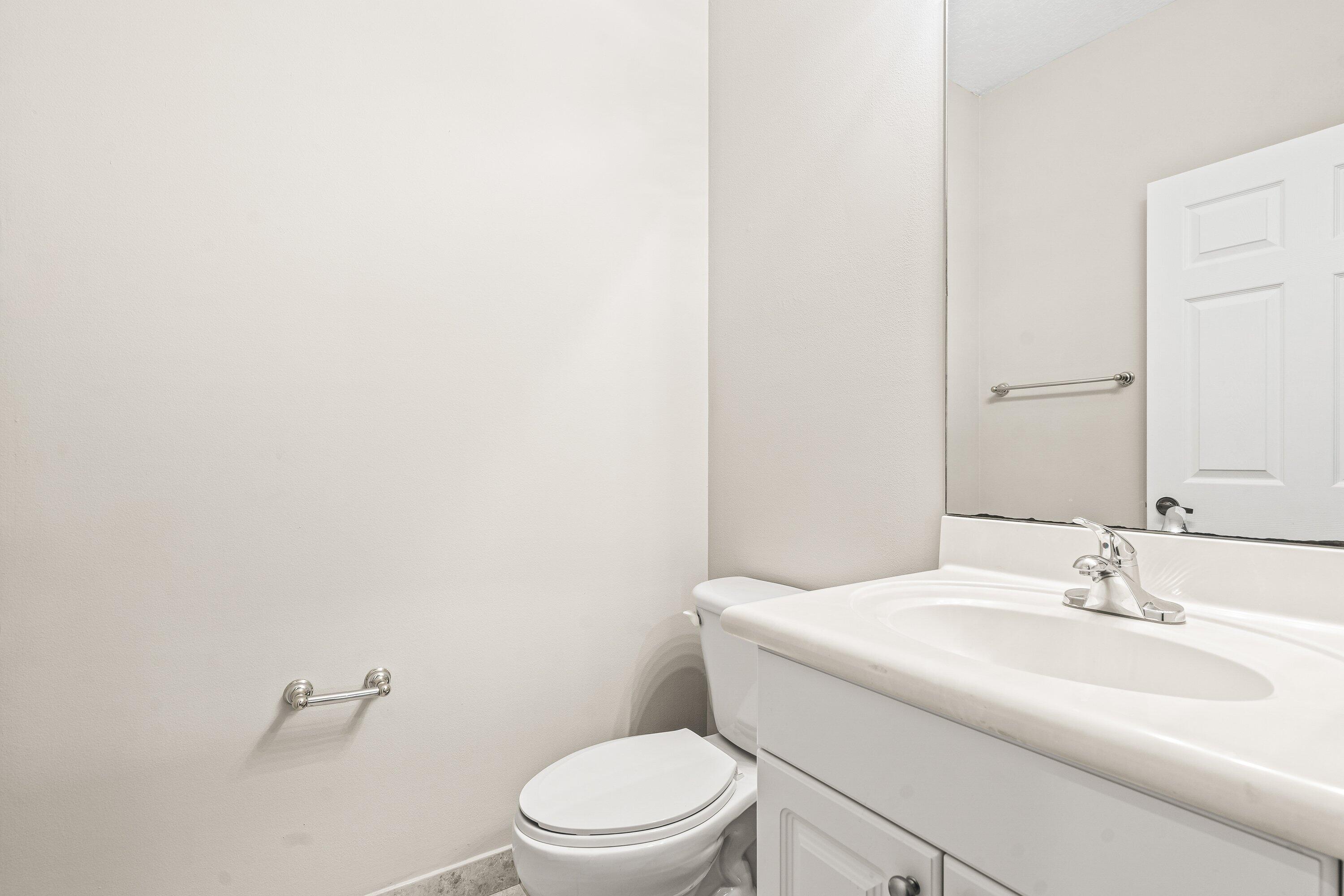 1366 Crossbill Court