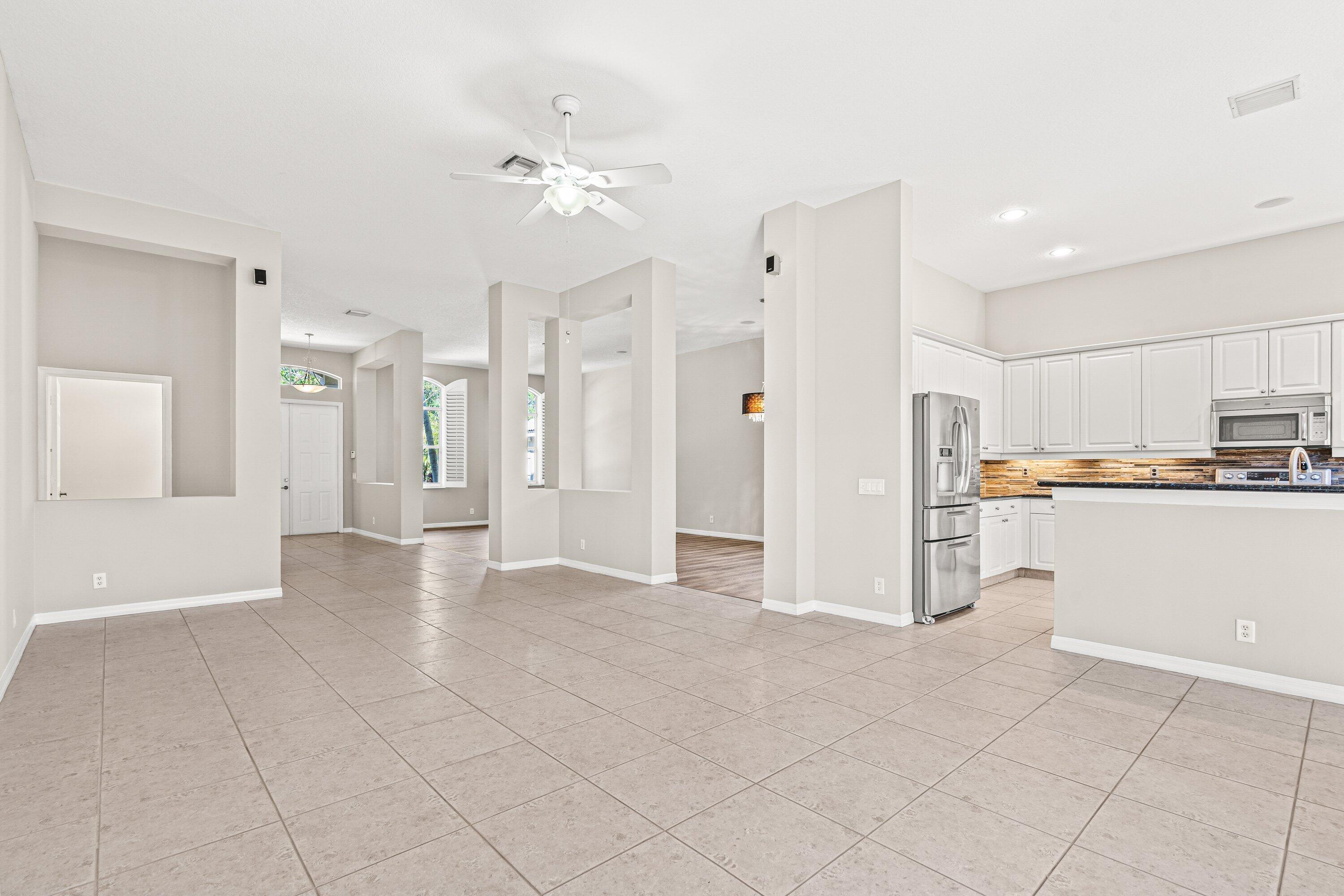 1366 Crossbill Court