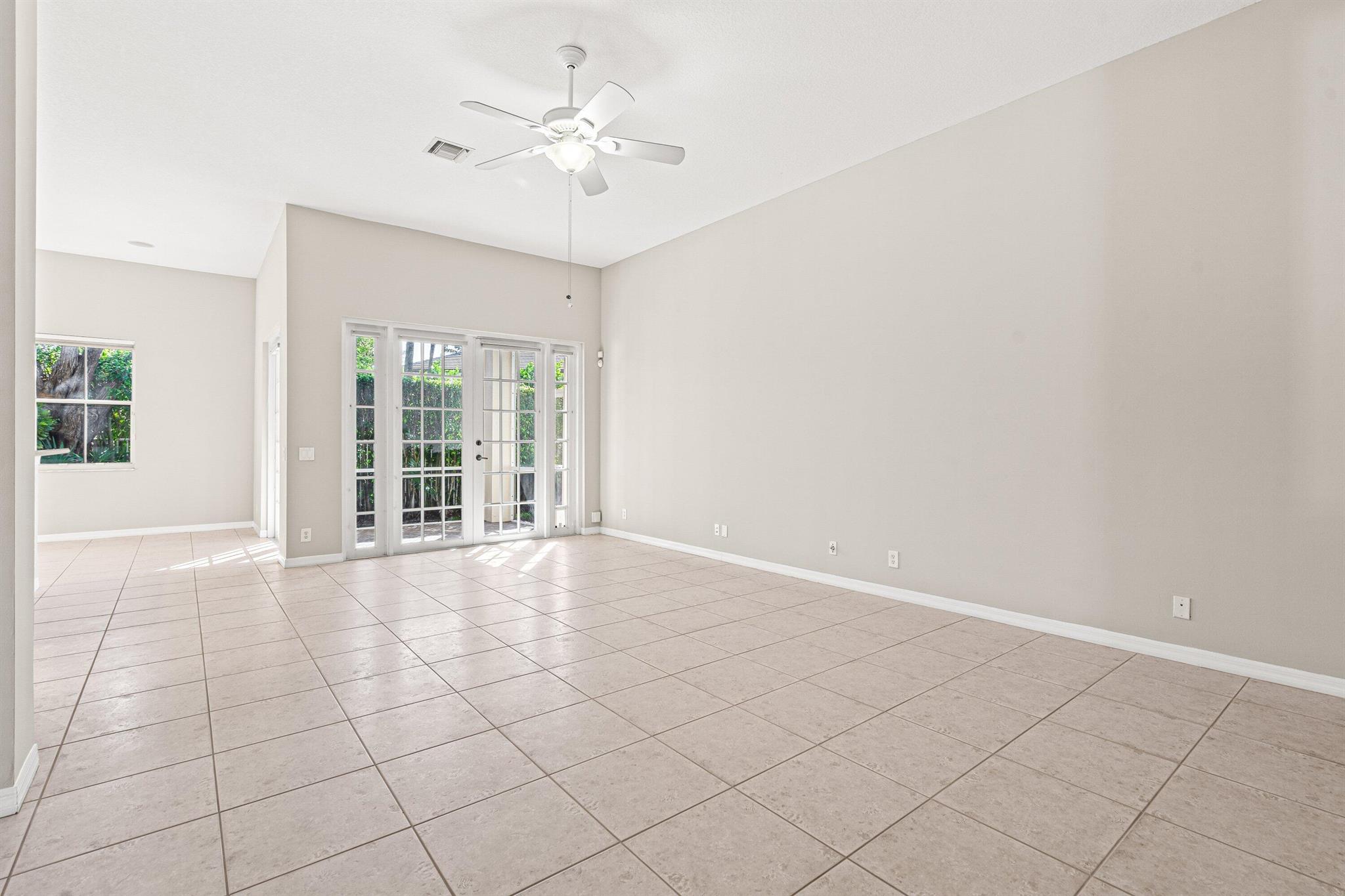 1366 Crossbill Court