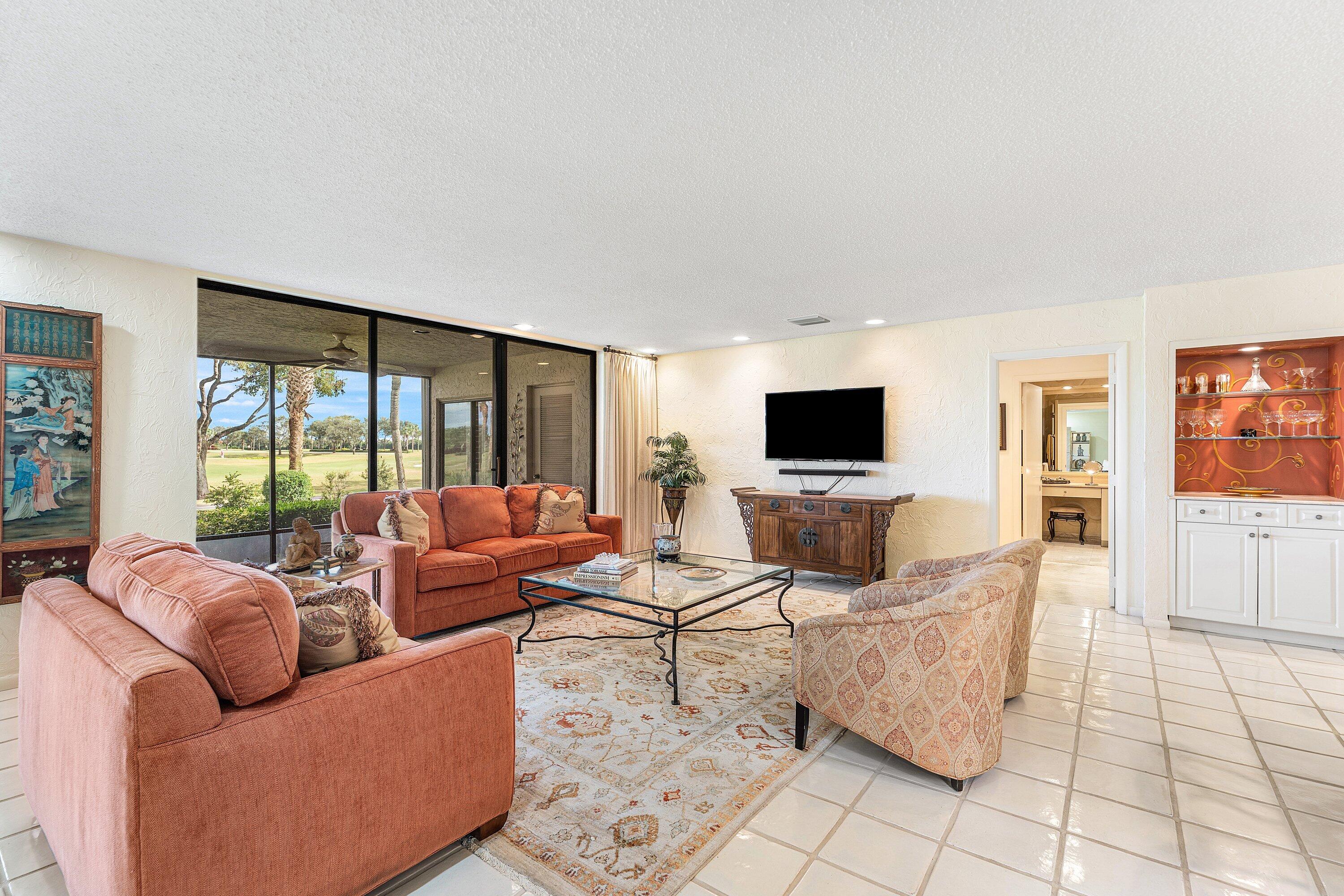 5 Eastgate Drive A
