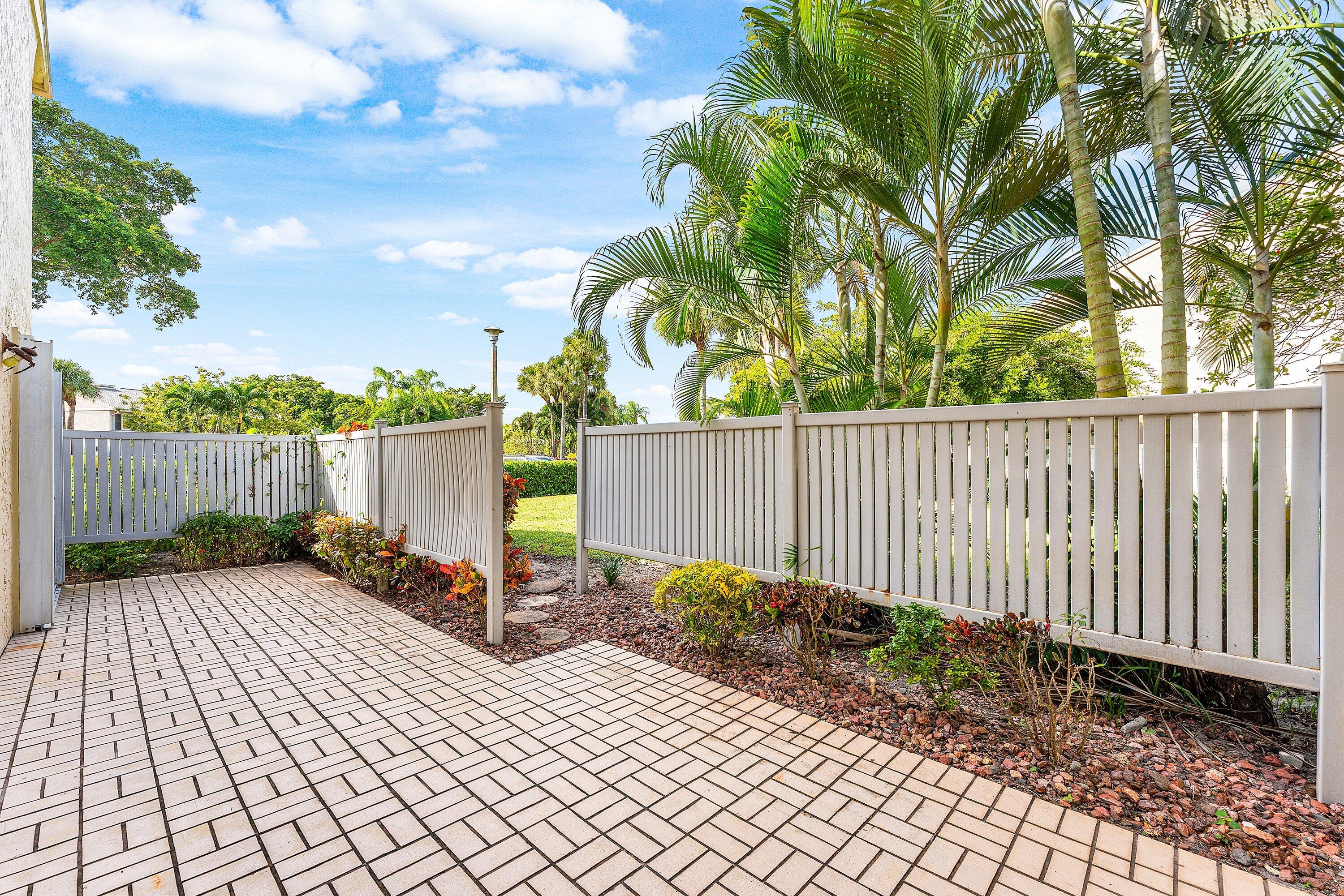 5 Eastgate Drive A