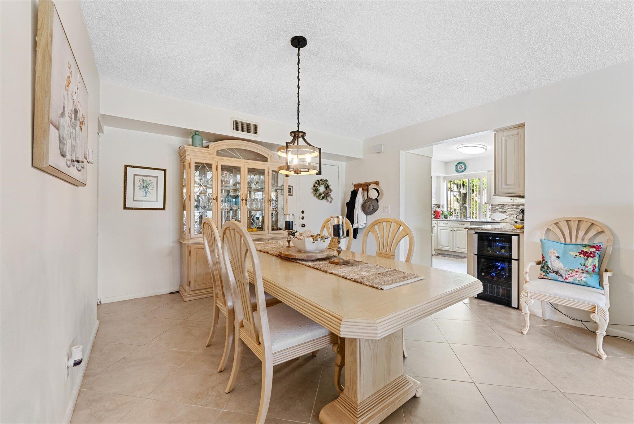 11282 Green Lake Drive 204