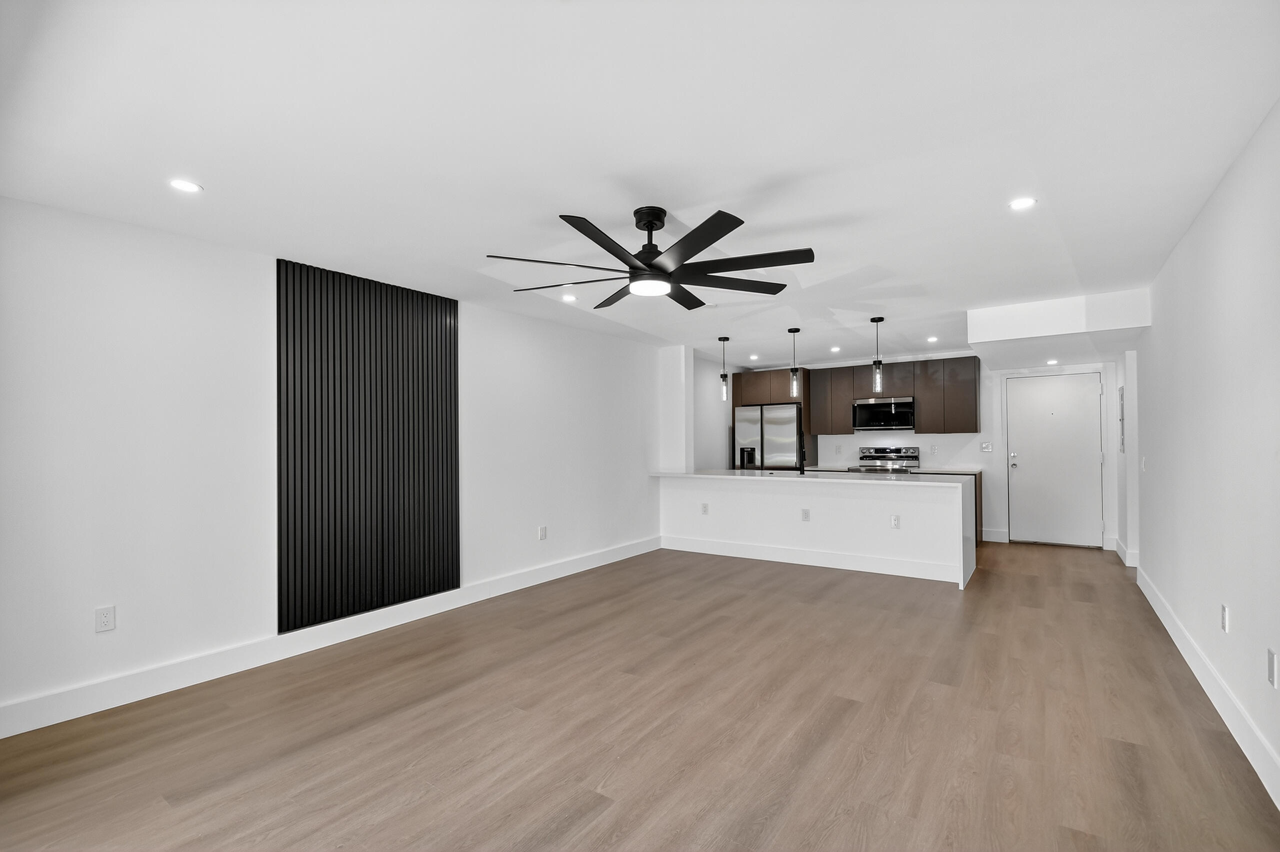 4661 Fountains Drive 112